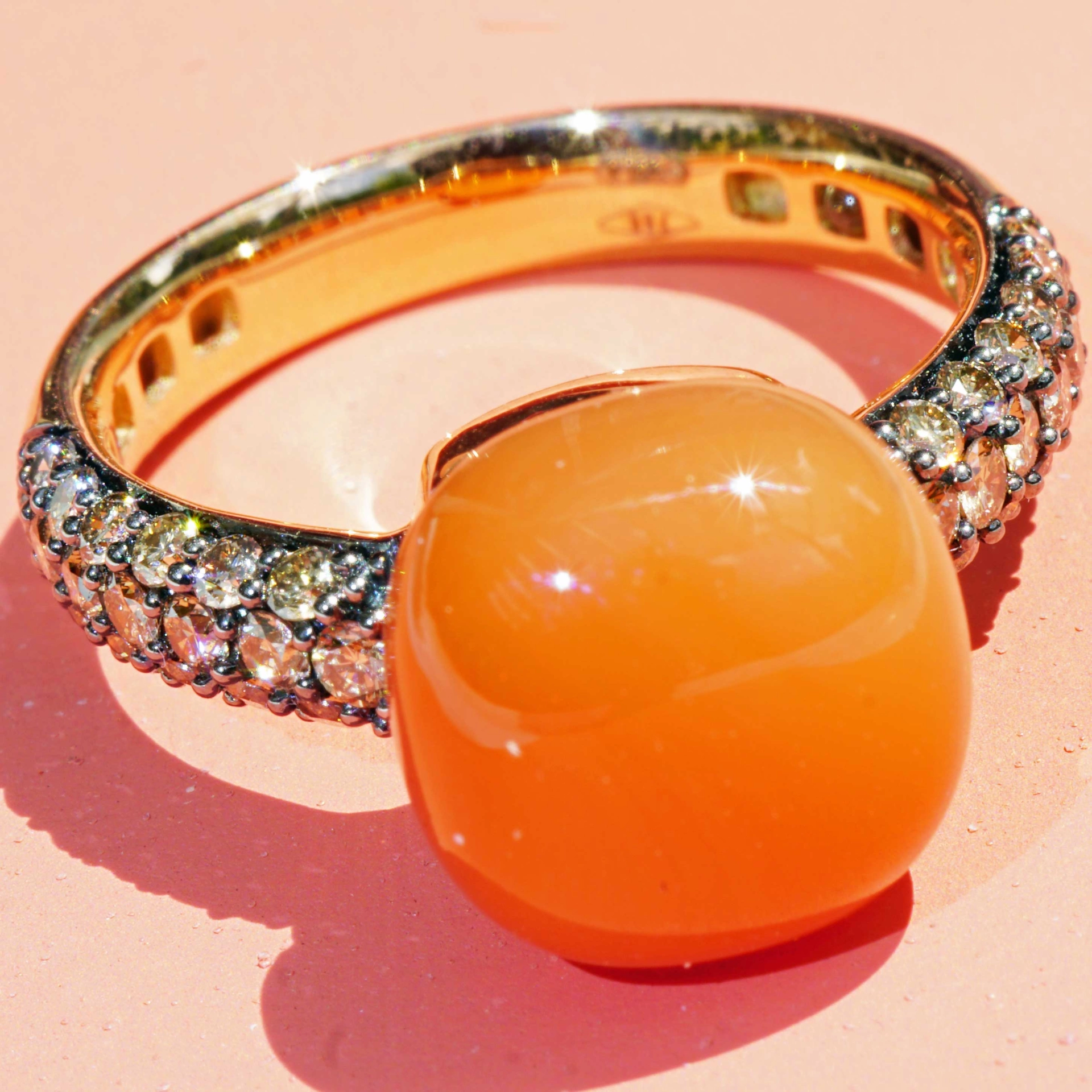 Moonstone Brilliant Ring 750 Rose Gold 7.30 ct 0.68 ct..elegant Winter Colors..liquid Impressions