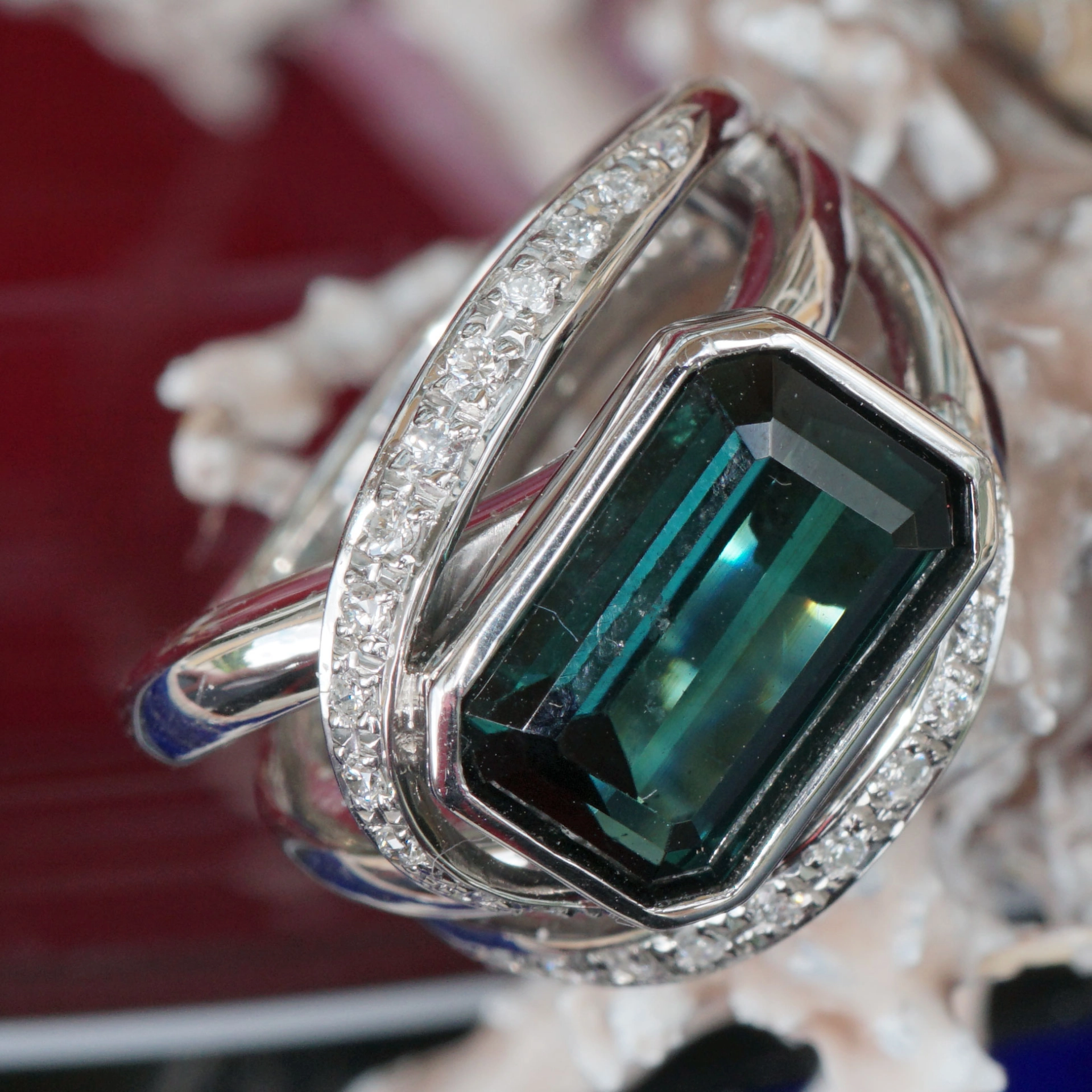 Ring 4.40ct 0.26ct COOL Indigo GREEN W/ VS 900 Platinum