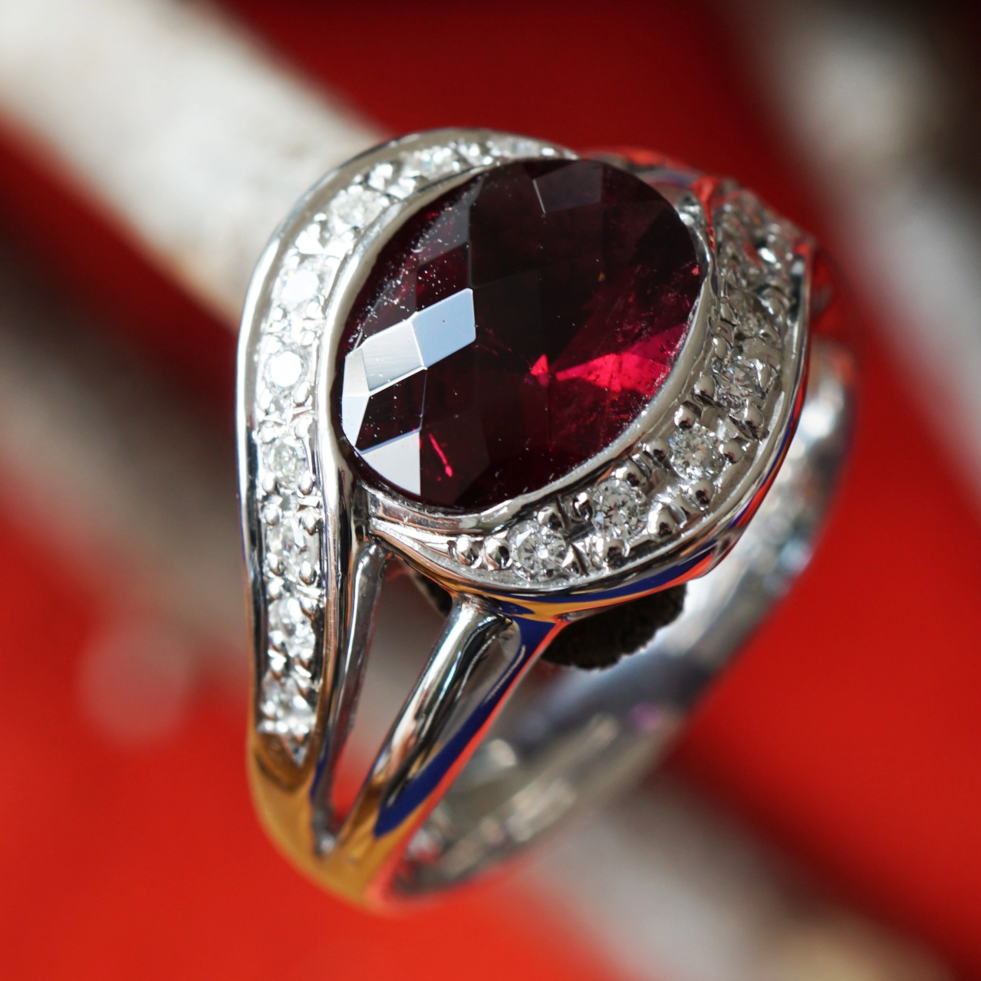 Tourmalin Ring 900 Platinum...outstanding Color