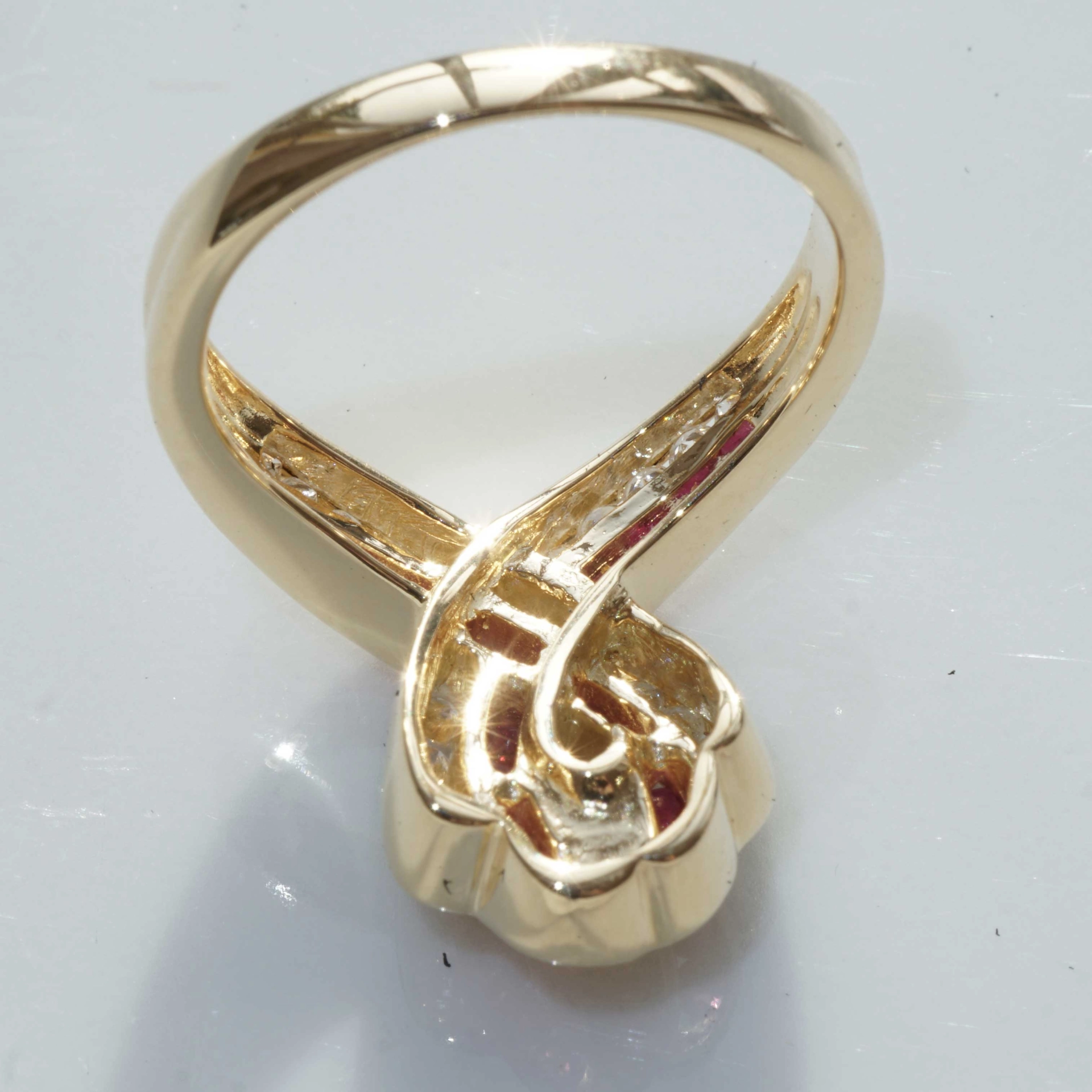 Rubin-Brillant-Ring-750er-Gelbgold-0-50-ct-0-38-ct-mit-Schwung-ins-Leben-SON03174 Ruby Brilliant Ring 18 kt Yellow Gold 0.50 ct 0.38 ct...with momentum into Life