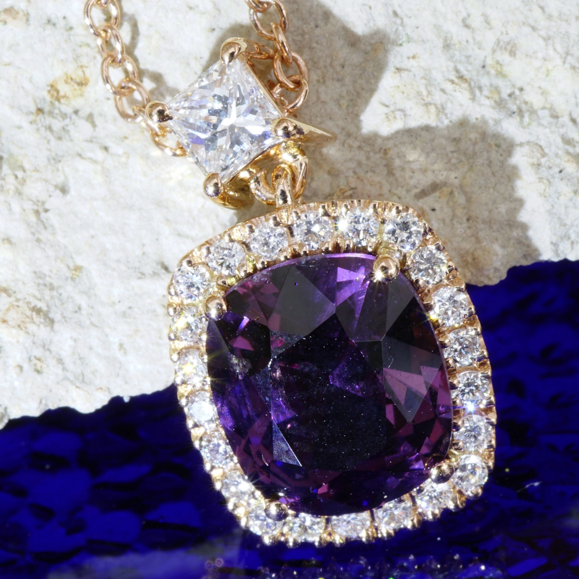 Purple Spinel Diamond Necklace 2.35 ct AAA+....Great Luminosity 18 kt whitegold