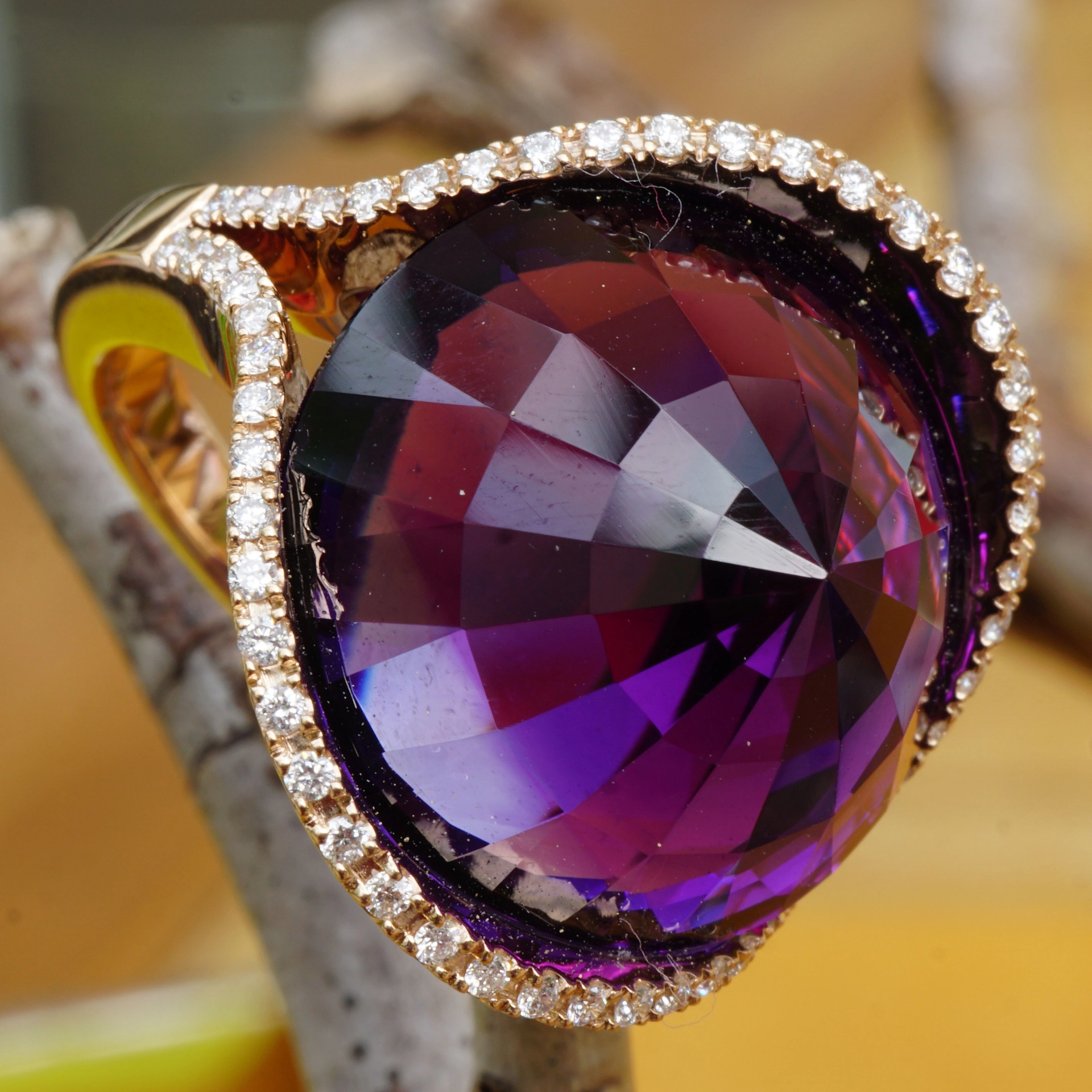 Amethyst designer ring 750 yellow gold designed in Valenza with certificate .. Italian attitude to life