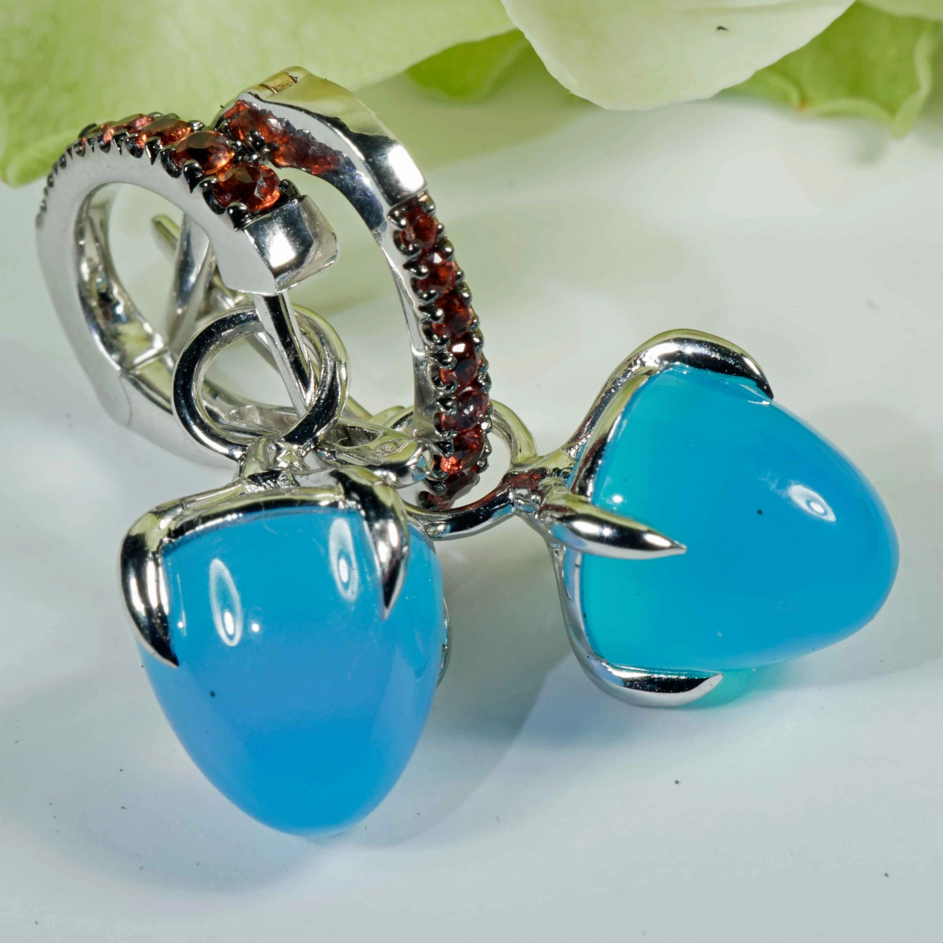 Saphire Paraiba Agate Earrings 18kt Whitegold delightful italian Design