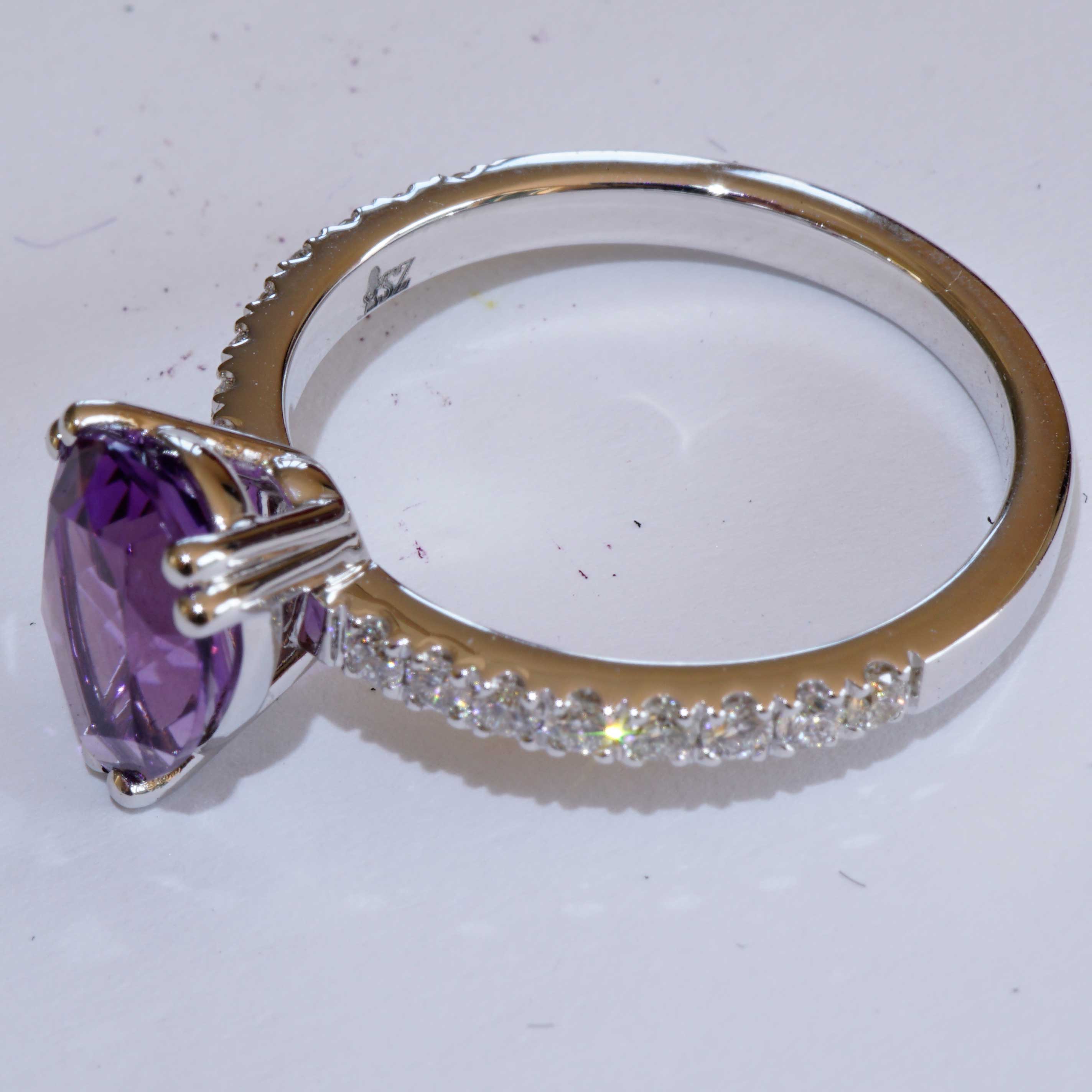 Yellow Saphire Brilliant Ring 18 kt White Gold 1.41 ct AAA+ very fine Jewellery
