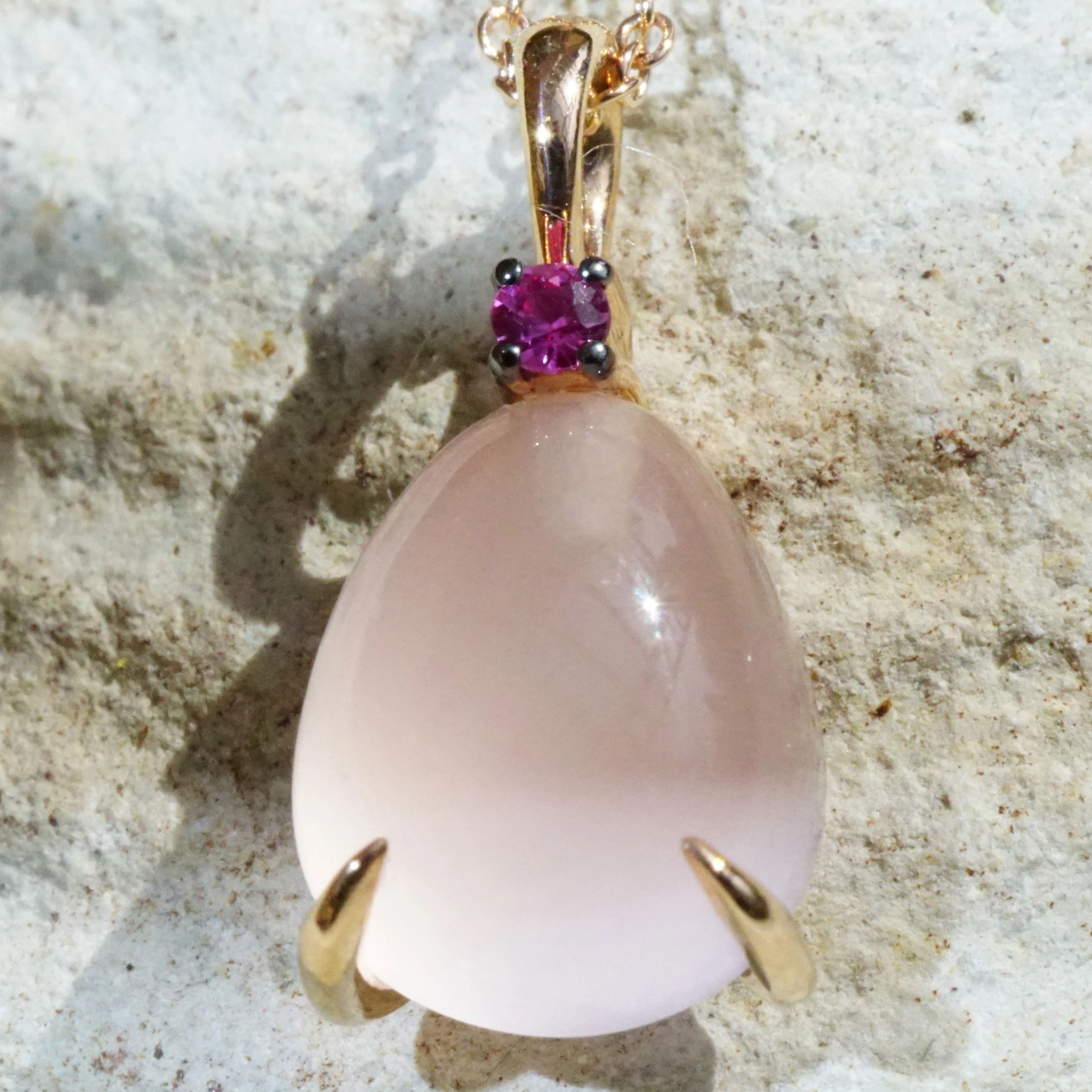 Drop Pendant...soo sweet...with rosequartz and saphire...made in Italy