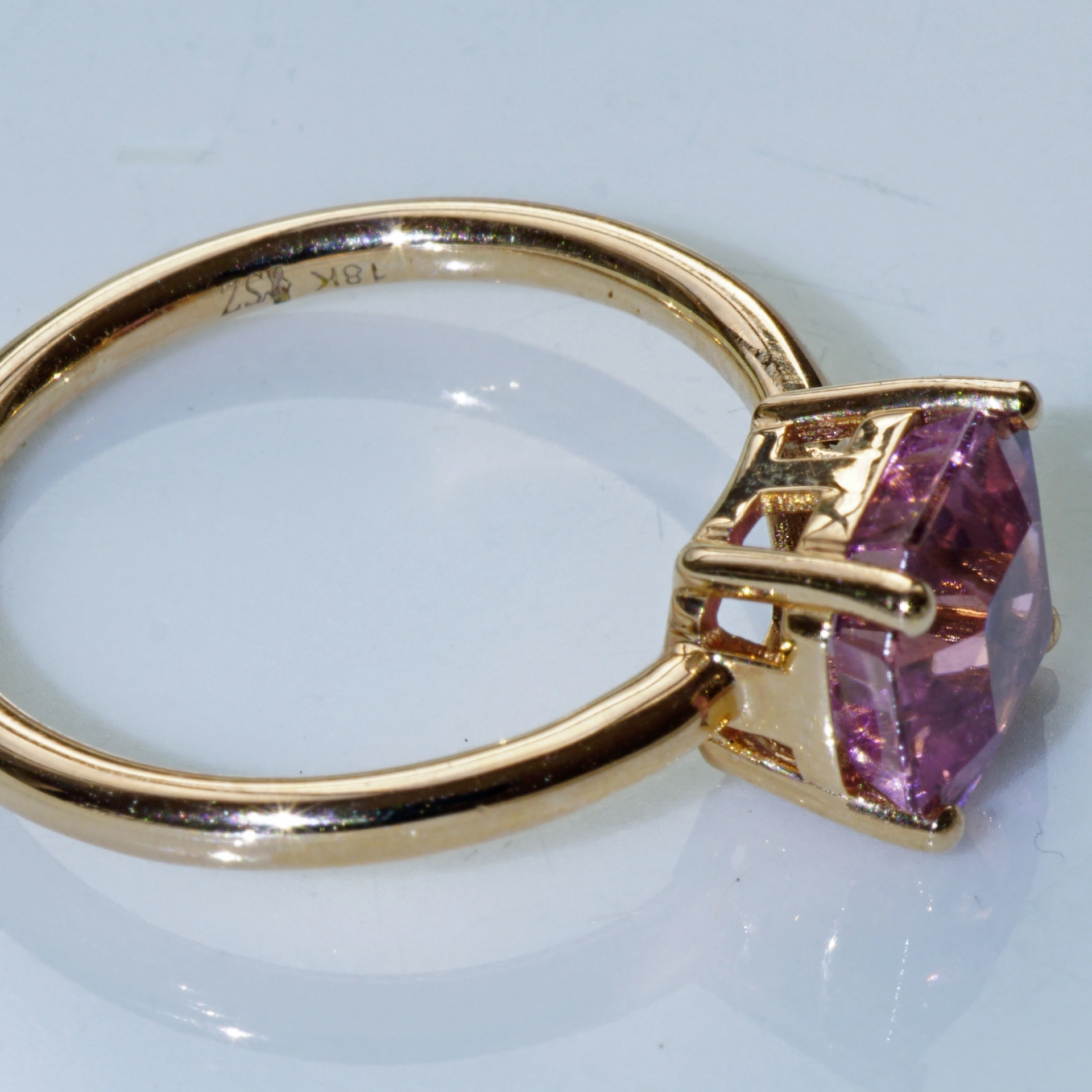 Turmalin Ring 18 kt Rosegold phantastic Color pink bluish