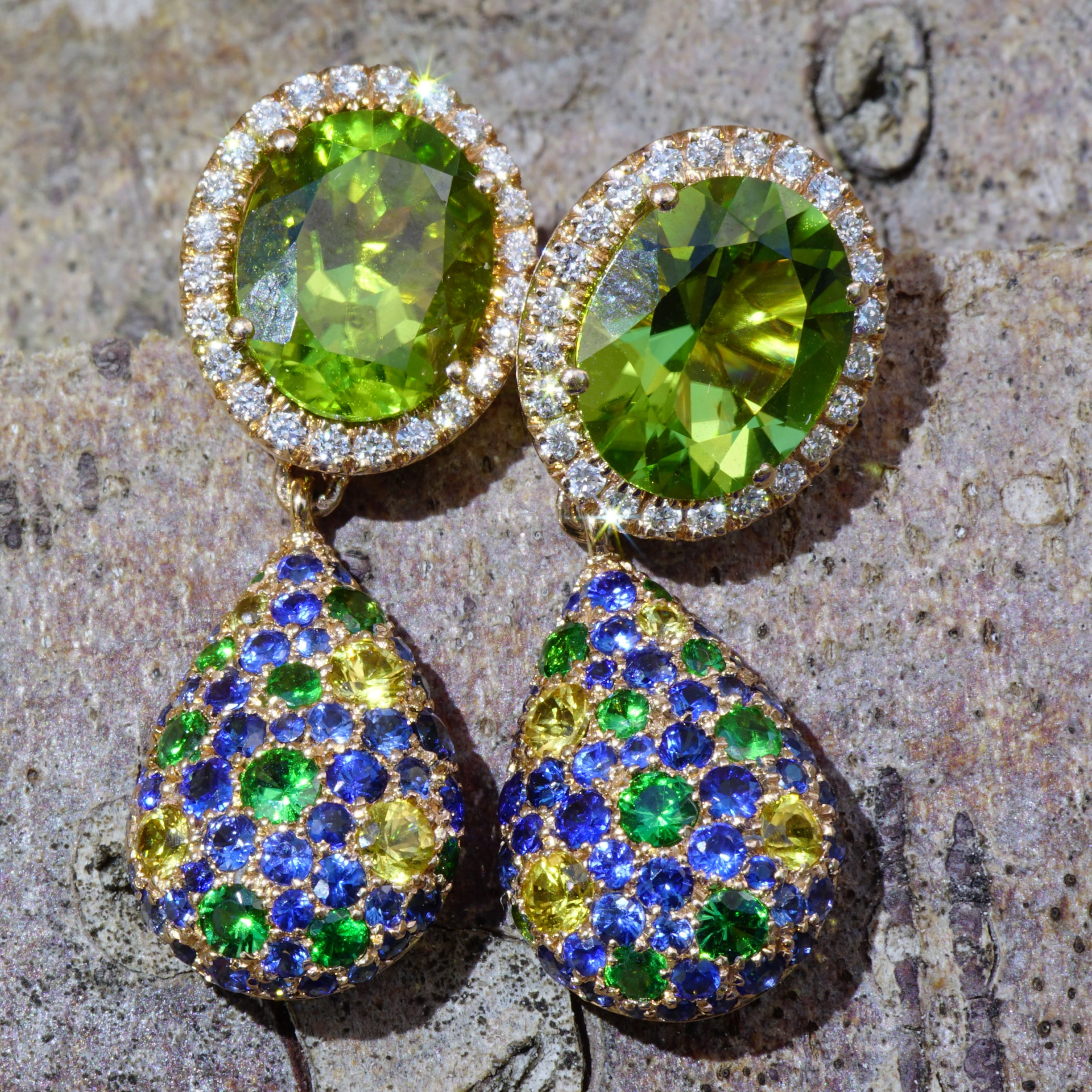 Peridot Saphire Diamond Earrings....18 kt Rose Gold....the most beautiful Color of the Day