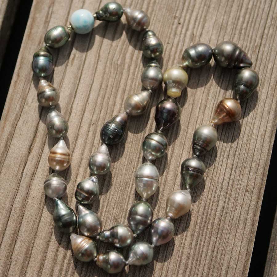Larimar Tahitian cultured Pearl Necklace 8-11 mm baroque beautiful Quality with intense lustre untreated 46,50 cm long