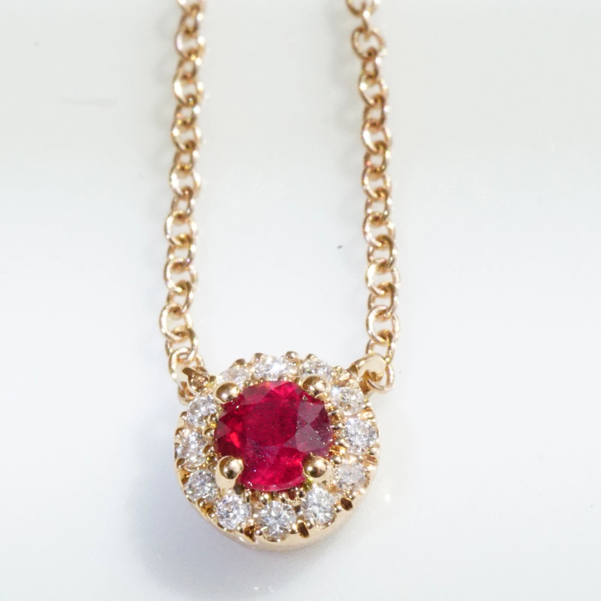 rubin-brillant-collier-rosegold-solitaer-SON01912 Ruby Brilliant Necklace 18 kt Rose Gold..the sweetest petit Necklace