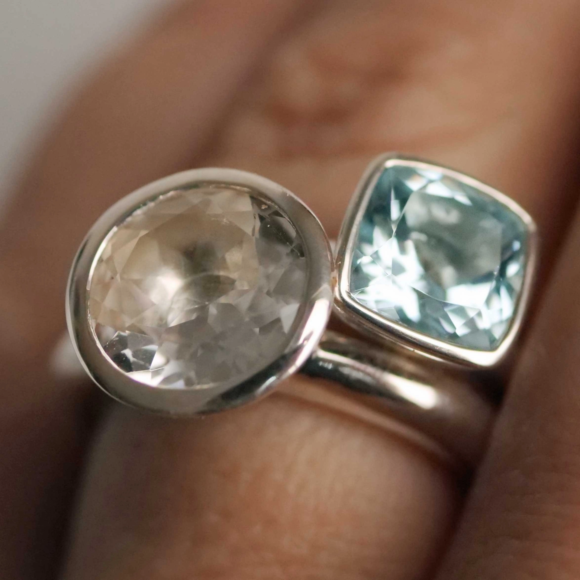 Chilango Ring Sparkling Stars 2 in solid 925 Silver with great Blue Topaz