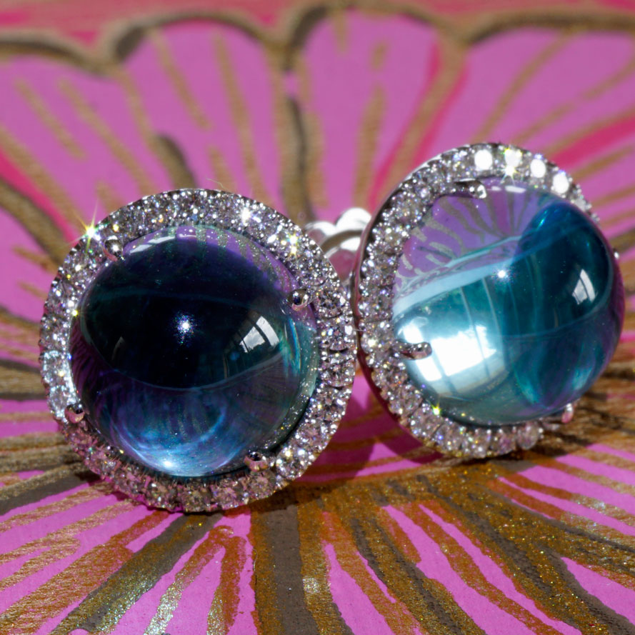 Bluetopas Brilliant Earstuds..deepblue Bubble...18 kt Whitegold....magical World