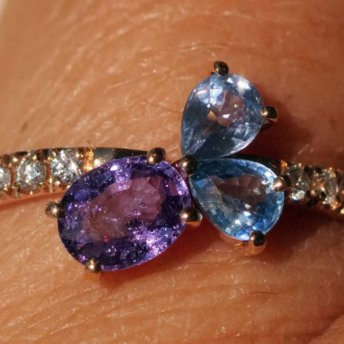 Cool colored stone jewelry I sapphire brilliant ring in 750 rose gold 0.95 ct 0.17 ct TW VS made in Italy