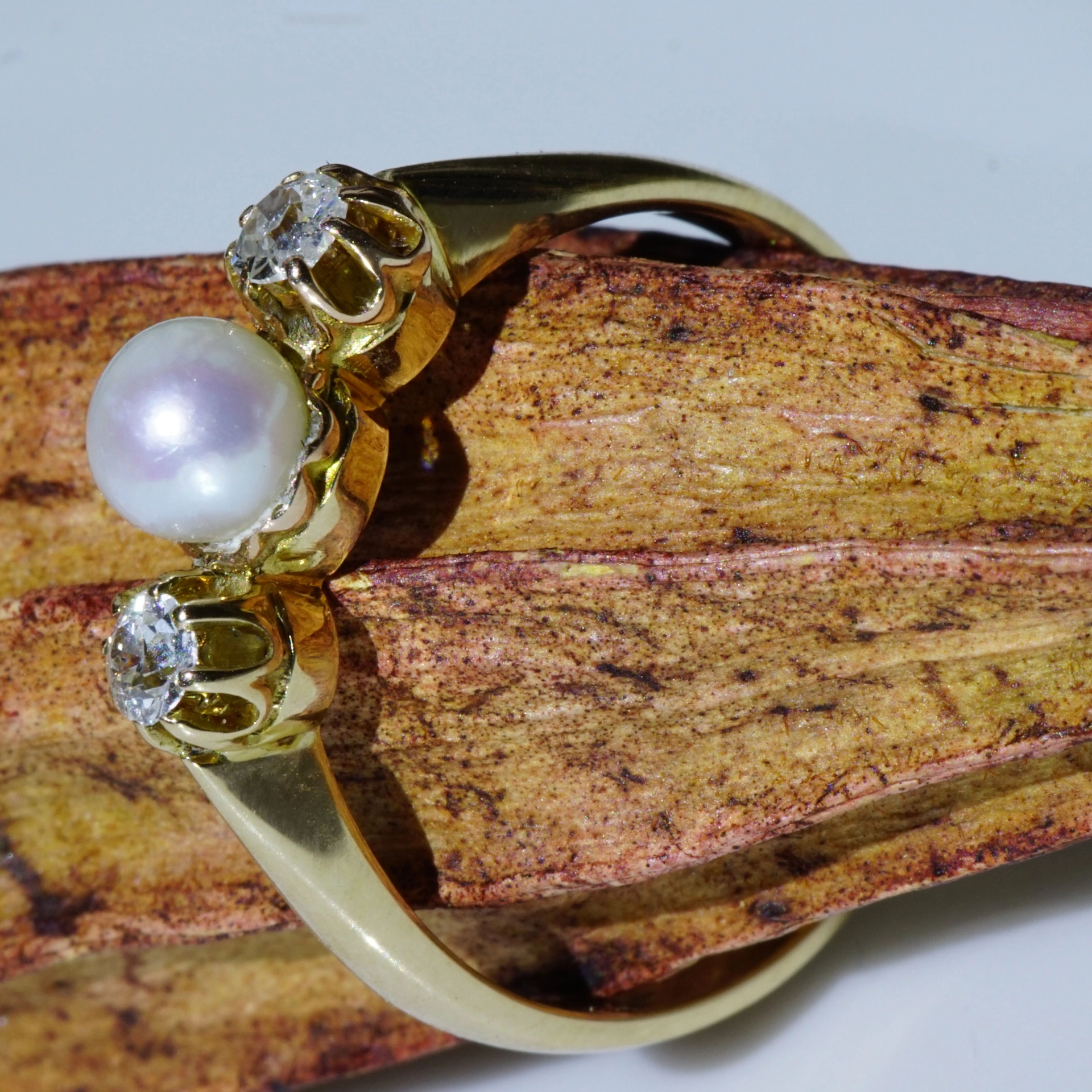 Oldcut Diamond Pearl Ring 14 kt Gold...about 1910