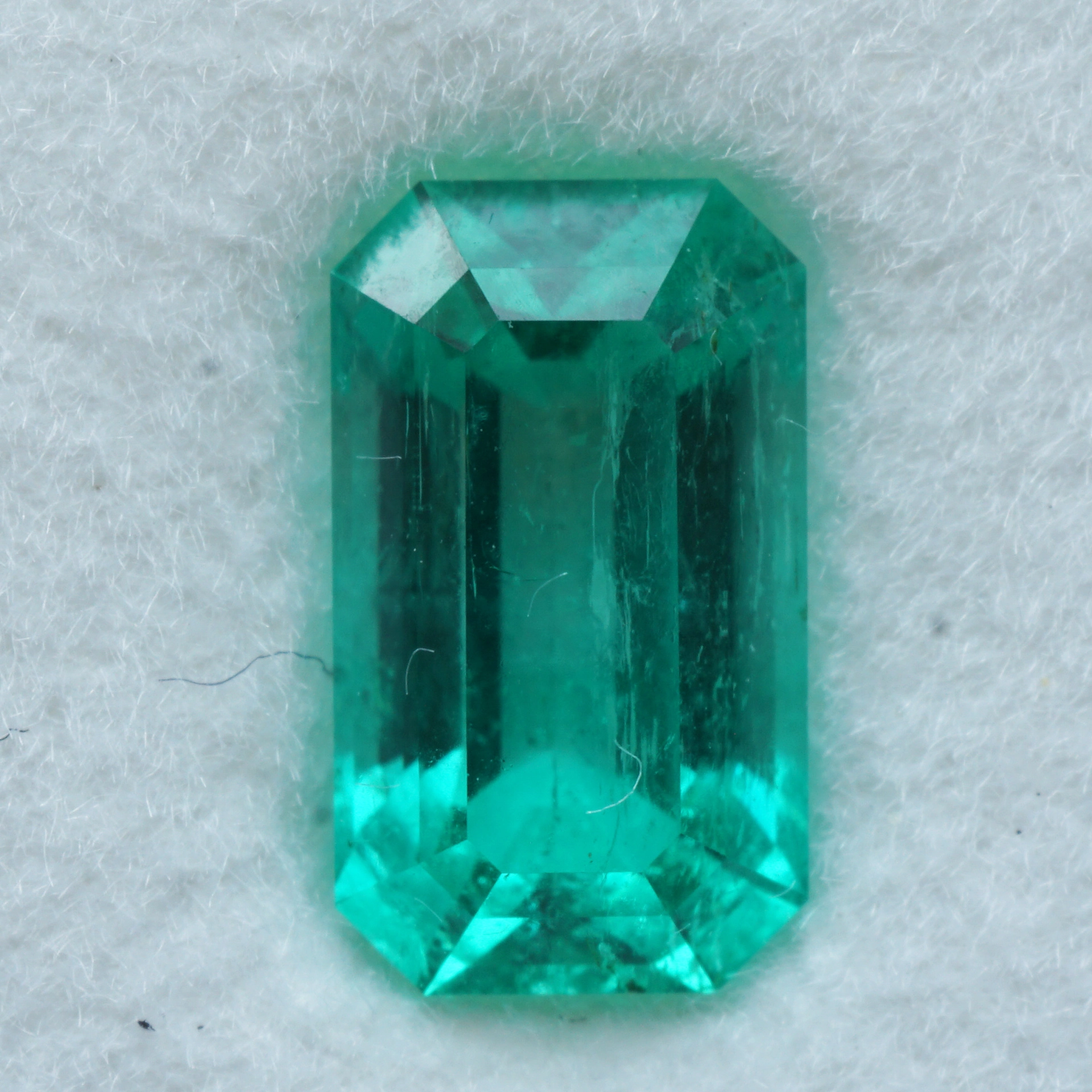 Emerald ring 0.97 ct, top quality from Afghanistan, 750 yellow gold handmade