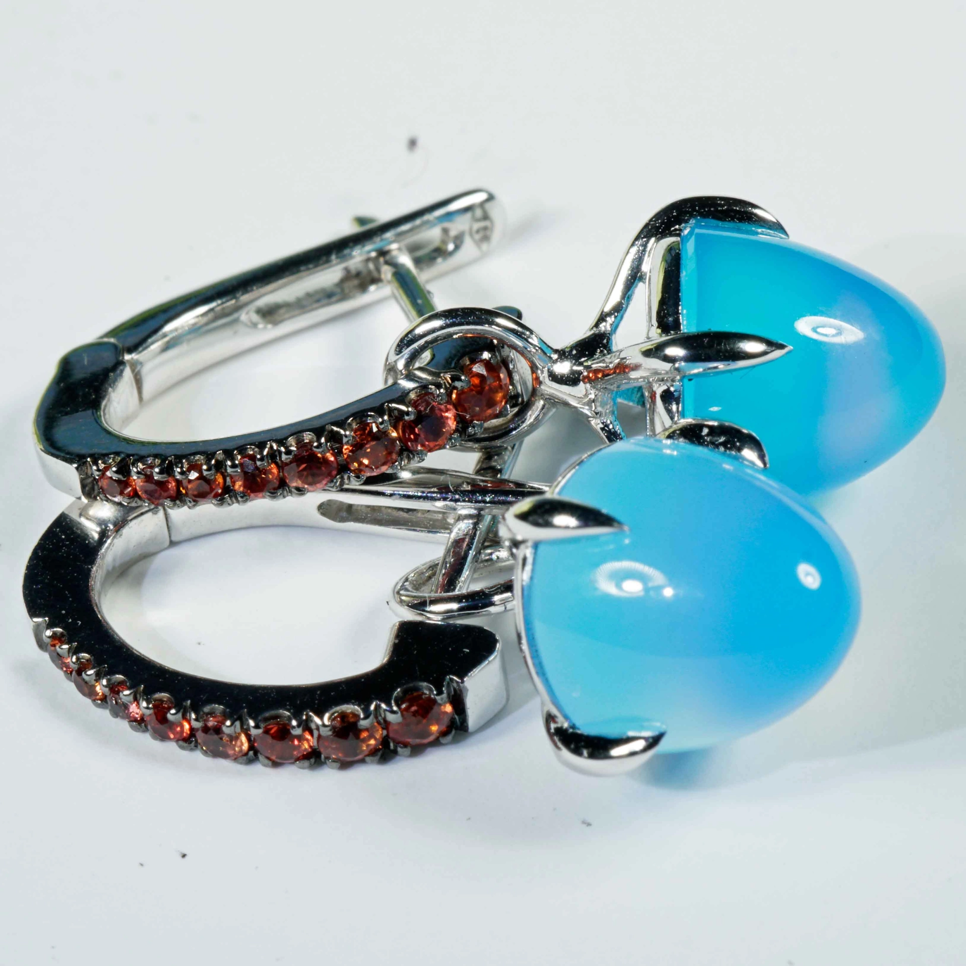 Saphire Paraiba Agate Earrings 18kt Whitegold delightful italian Design