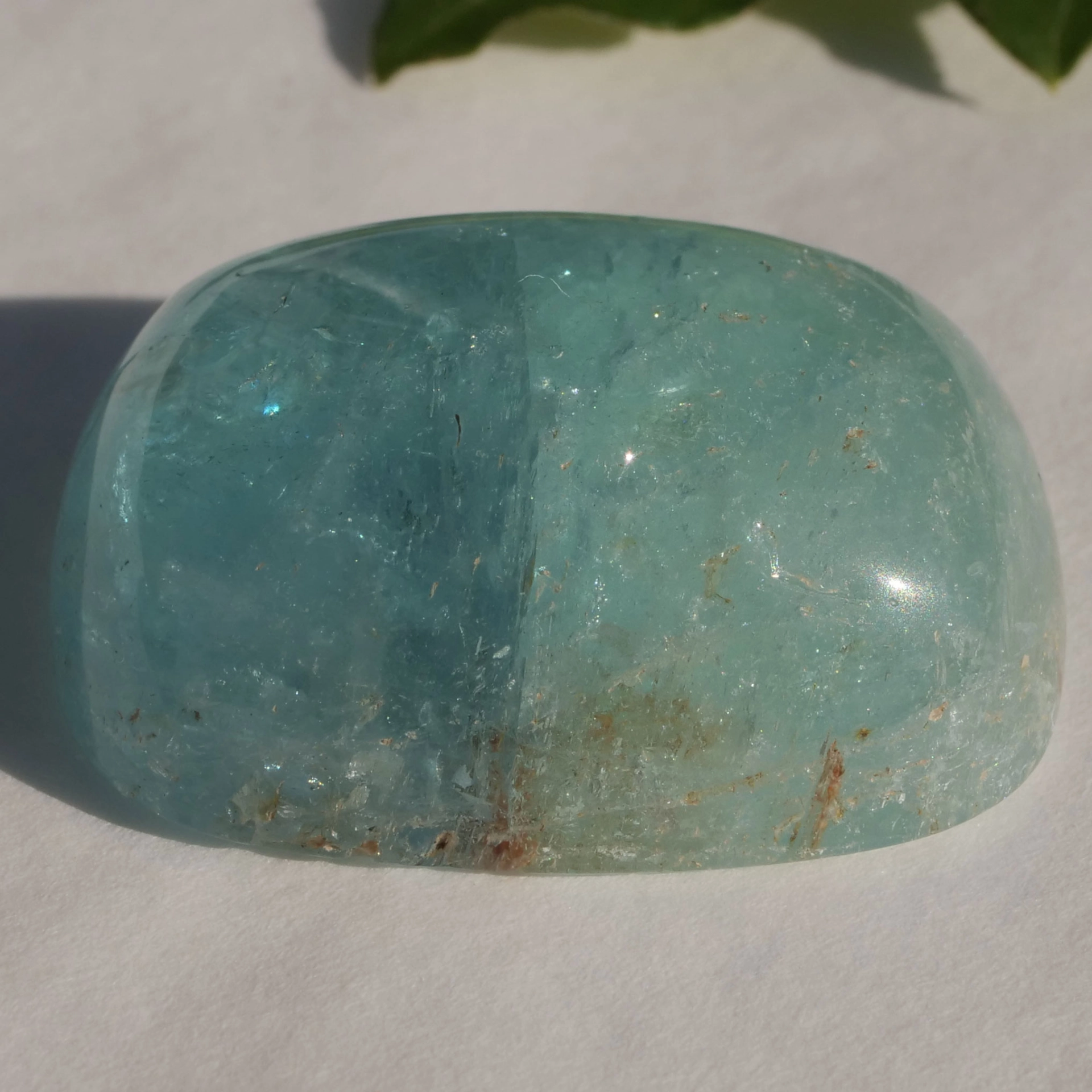 Aquamarin Cabochon 82 ct Frozen Blue Sky