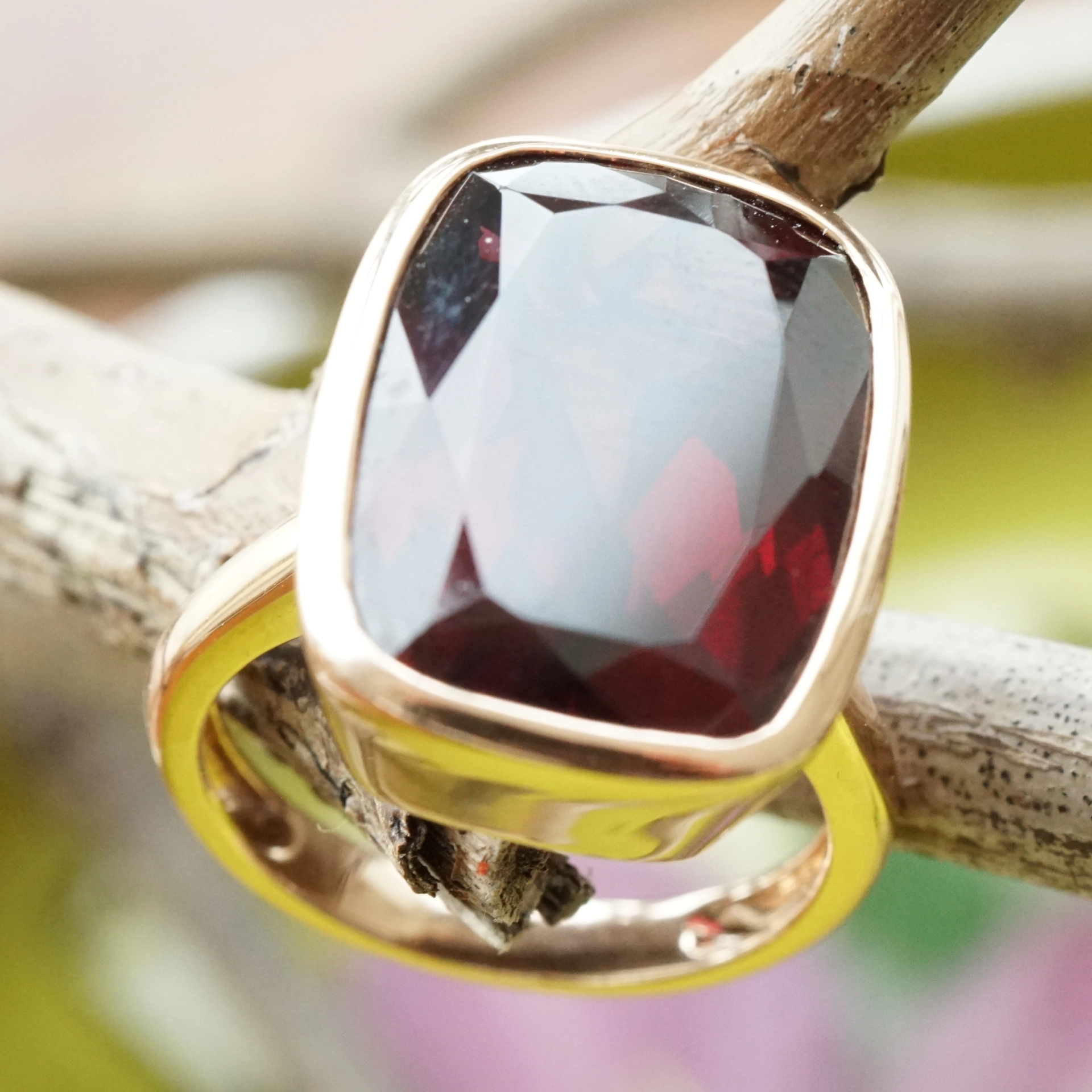 Rhodolith Granat Ring 19.70 ct tiefrot tolle Qualität AAA+ 20 x 15,5 mm 750er Rosegold