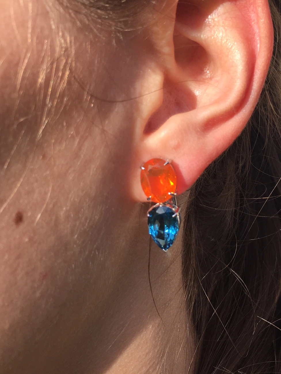 Feueropal-Topas-Ohrschmuck-750er-Weißgold