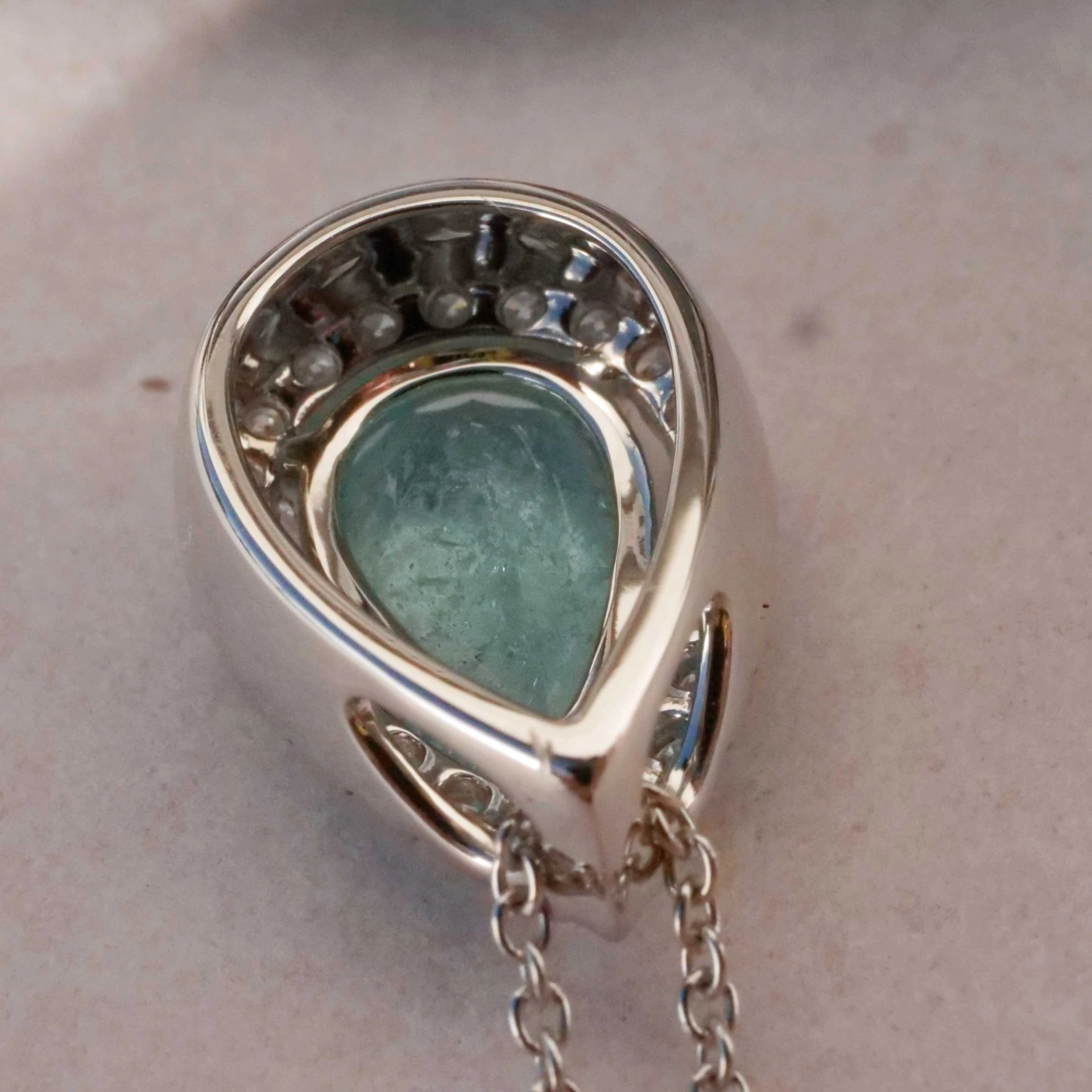 Paraiba Tourmaline Pendant 1.05 ct AAA 18 kt White Gold Brilliants 0.18 ct Laguna