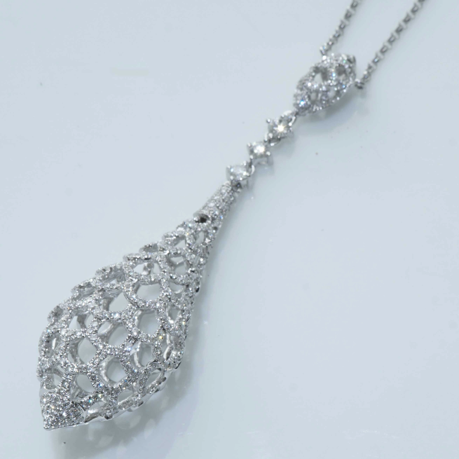 Brilliant pointed Pampel necklace 750 White Gold 1.10 ct TW-W VVS-VS exciting Grid Structure