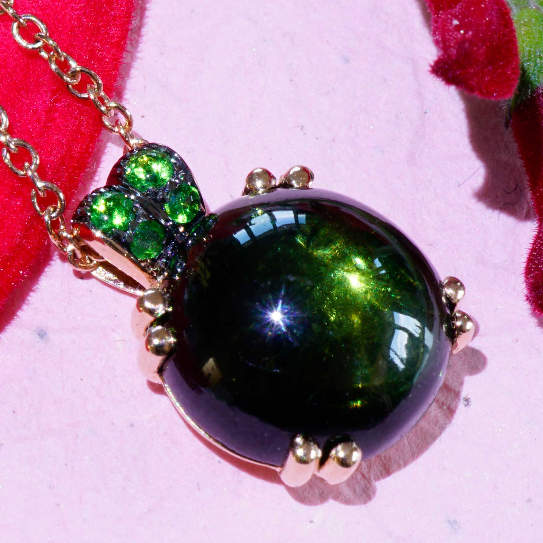 Tourmaline Tsavorite Pendant with Chain 750 Rose Gold... Bubbles.. round Gemstone Cabochons to fall in Love with