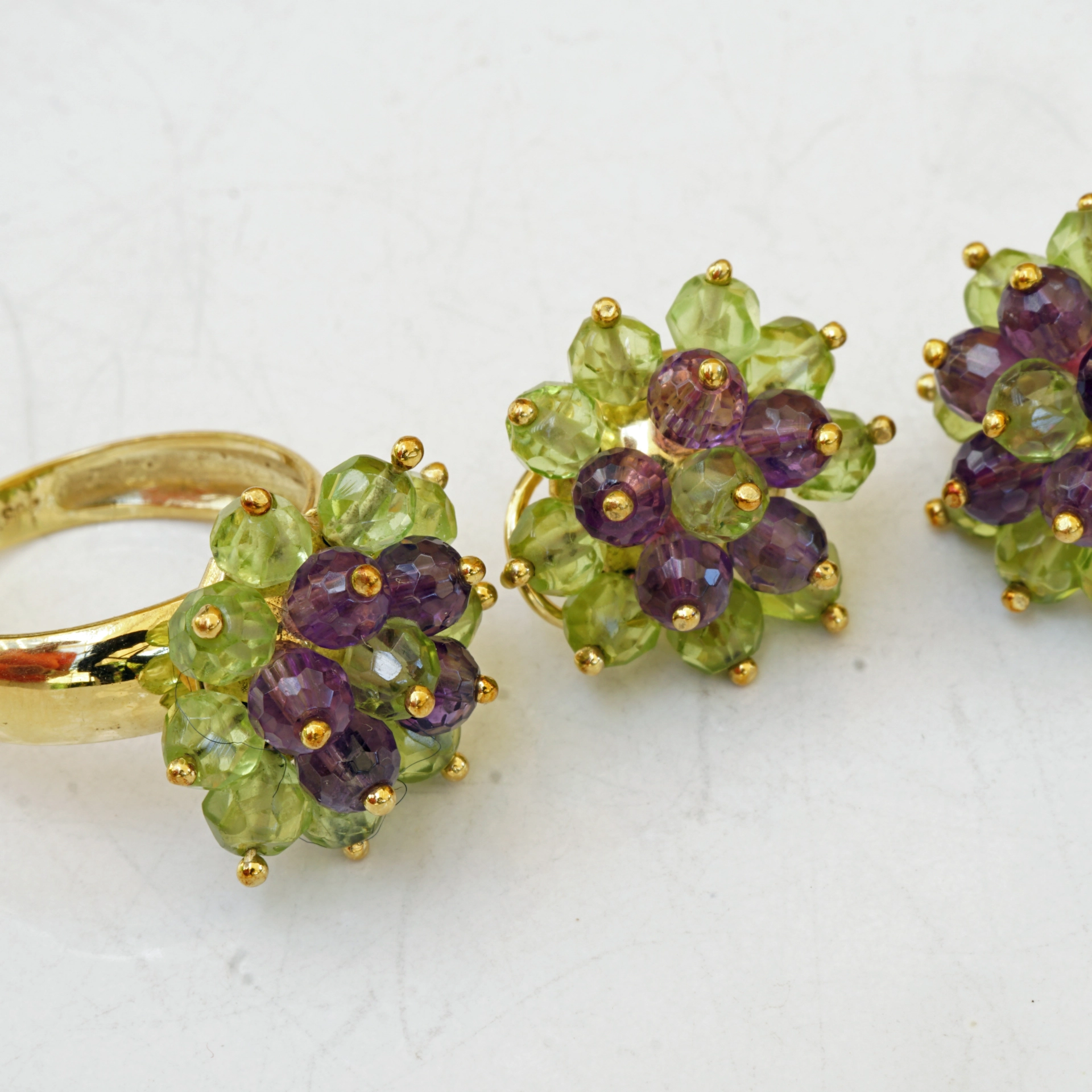 Ohrstecker Ring Set Peridot Amethyst 585er Gelbgold Vintage 60er Jahre Blütendesign ausgefallen