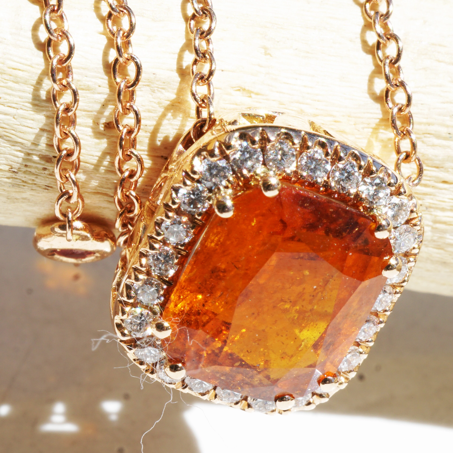 Mandaringarnet Diamond Necklace 18 kt Rosegold...happy Buddha