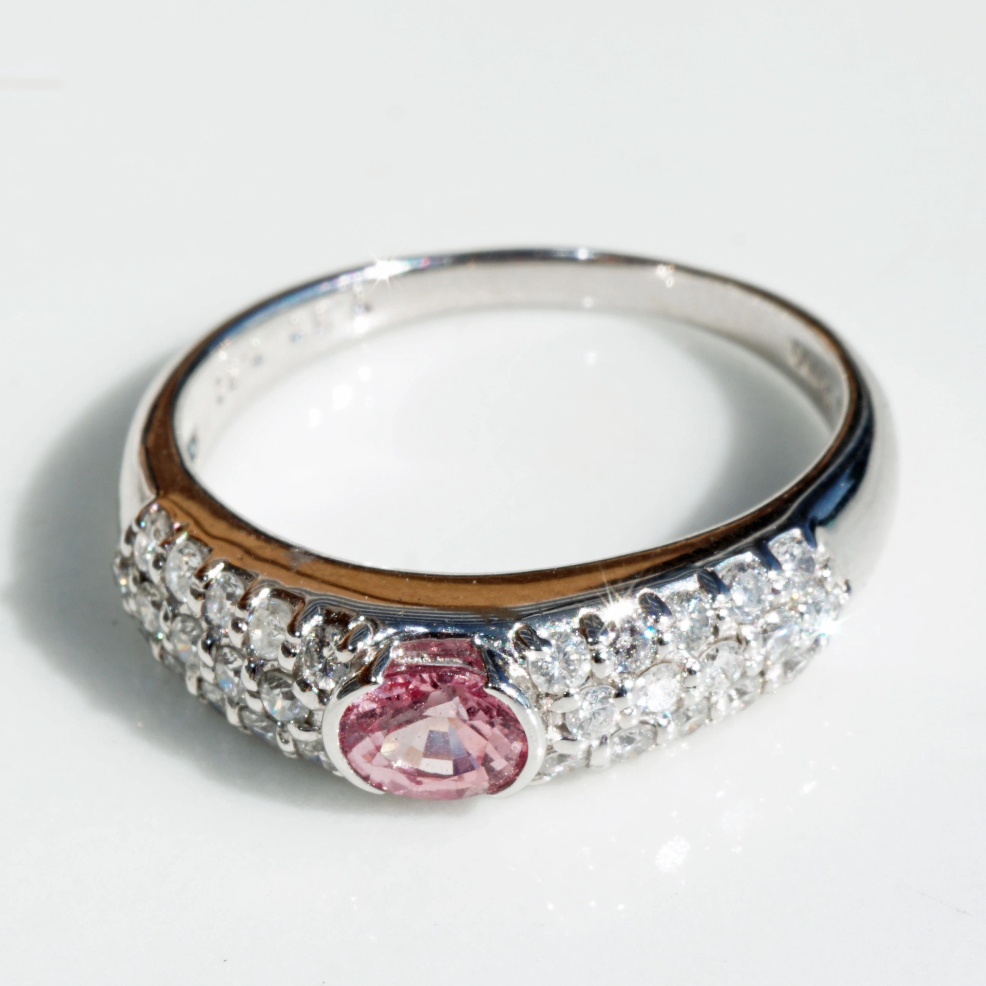 Pink Saphire Brilliant Ring 900 Platinum 0.51 0.50 ct Hot Pink
