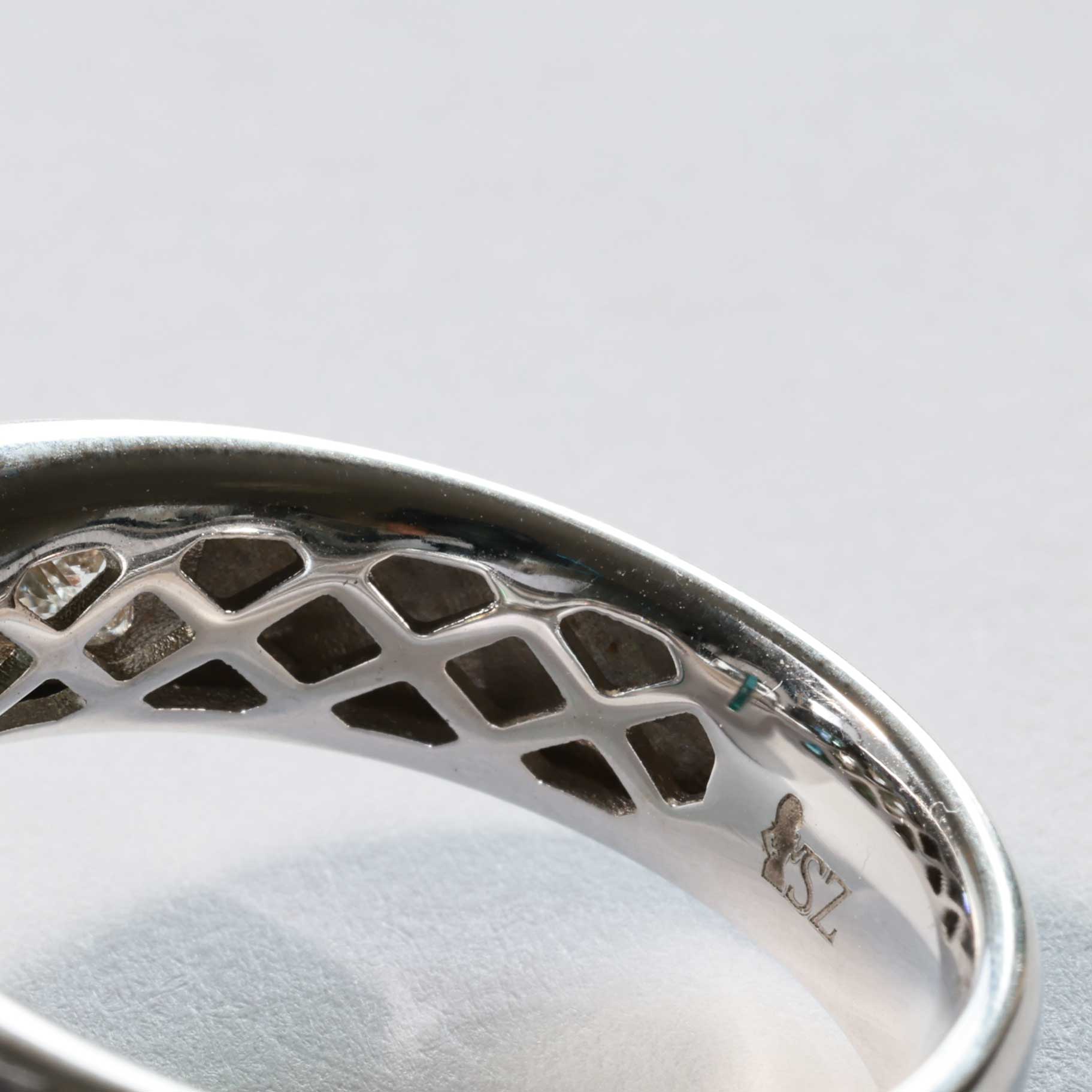 Tourmaline Diamond Ring 750 White Gold Neon Blue Tiffany Blue Afghanistan 8.05 ct Investment Gemstone Rare