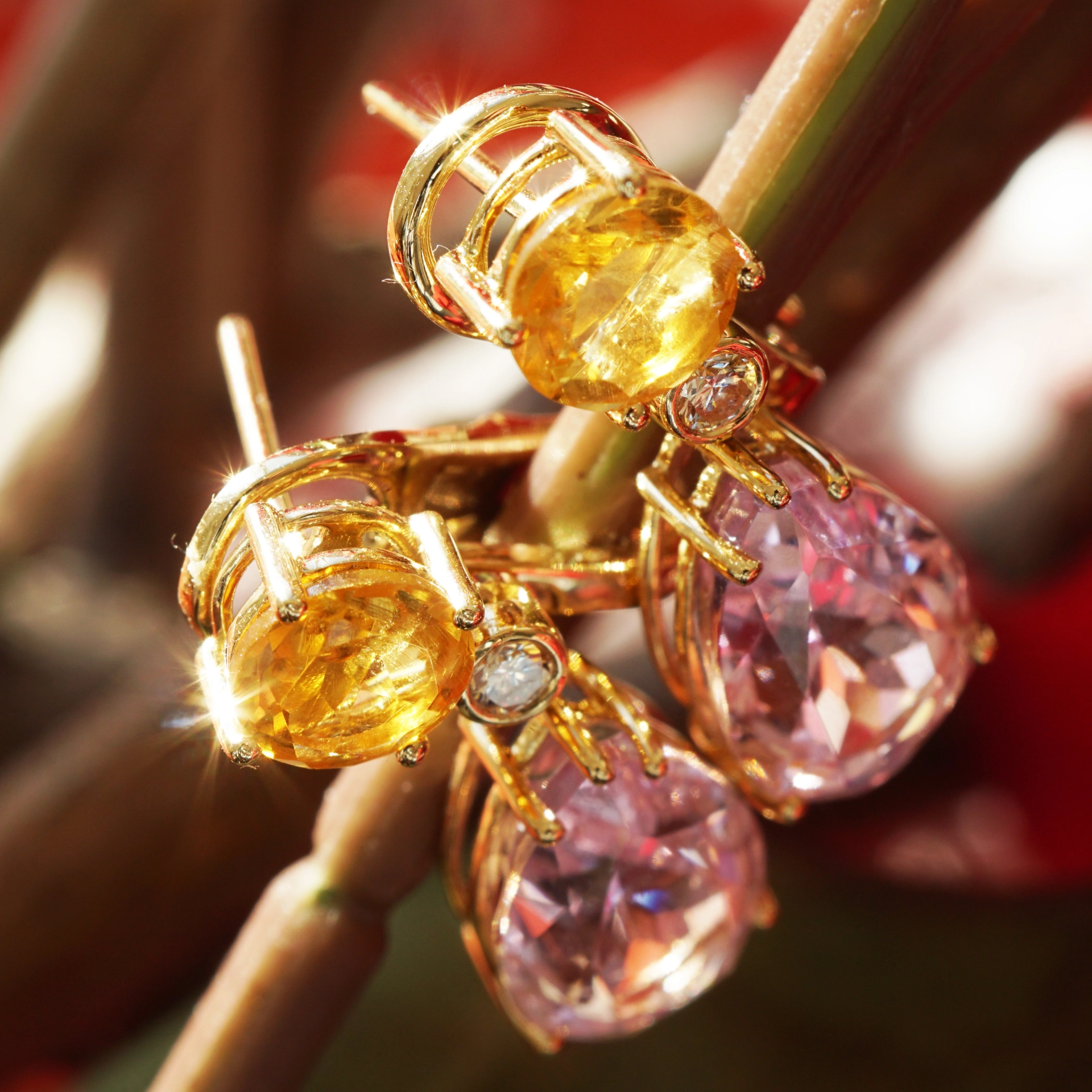 Kunzit Citrin Ohrhänger mit Brillanten in 750er Gelbgold Bloomy Passion