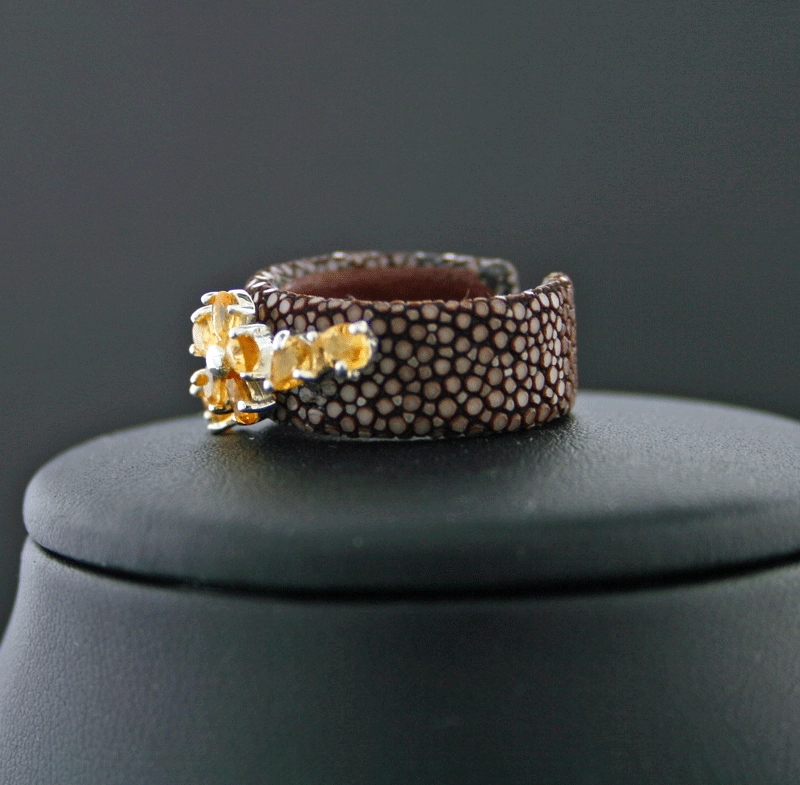 Rochenhaut-Citrin-Ring, 925/-Silber