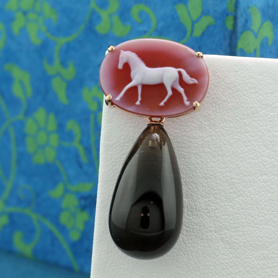 Earrings with Horse Carnelians 18 kt Yellow Gold...with Smokey Quartz Beads