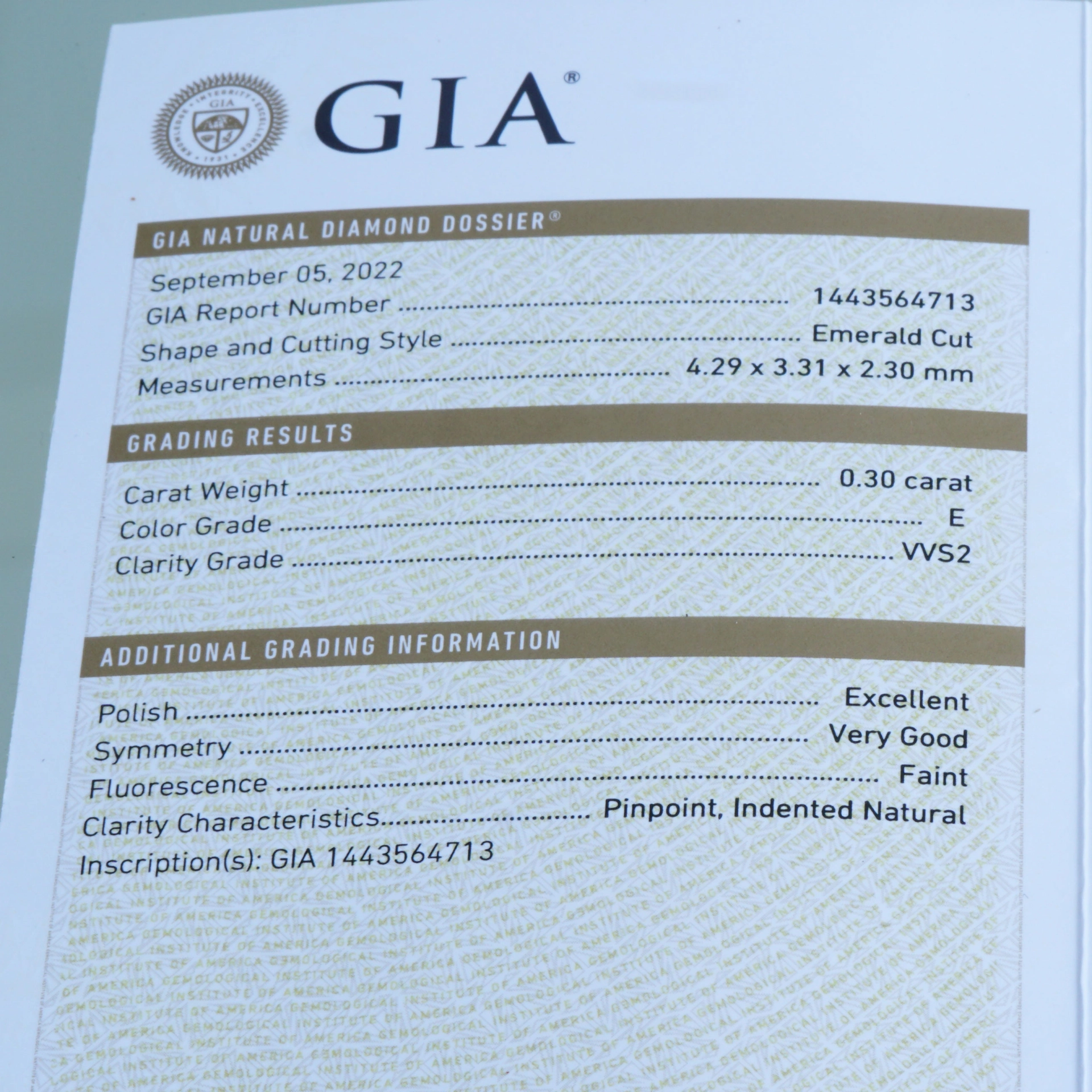 Diamond Emeraldcut Necklace GIA Certificate 0.30 ct River E VVS 18kt Whitegold