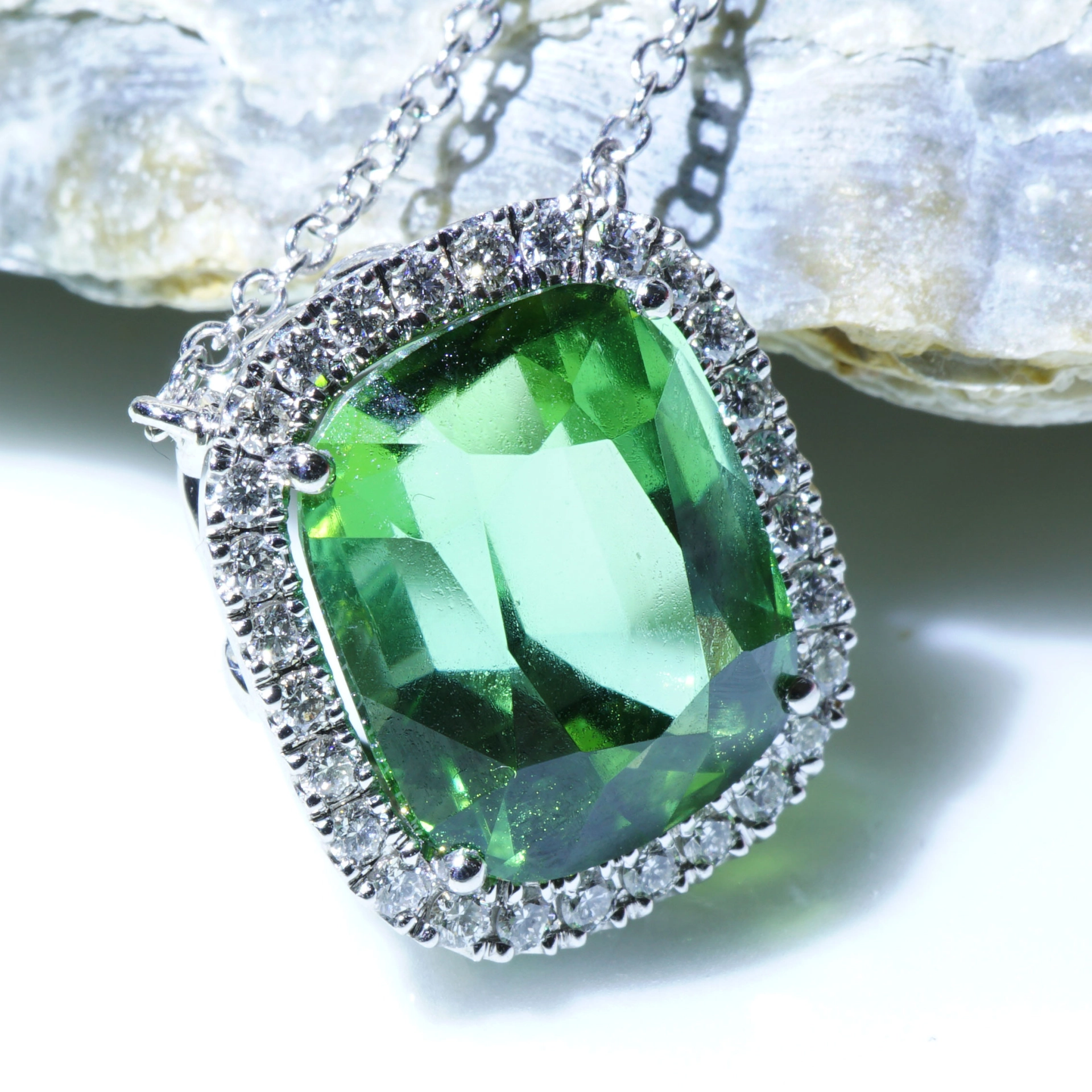 Tourmaline investment gem 8.35 ct Afghanistan green-bluish loupe clean AAA+ 