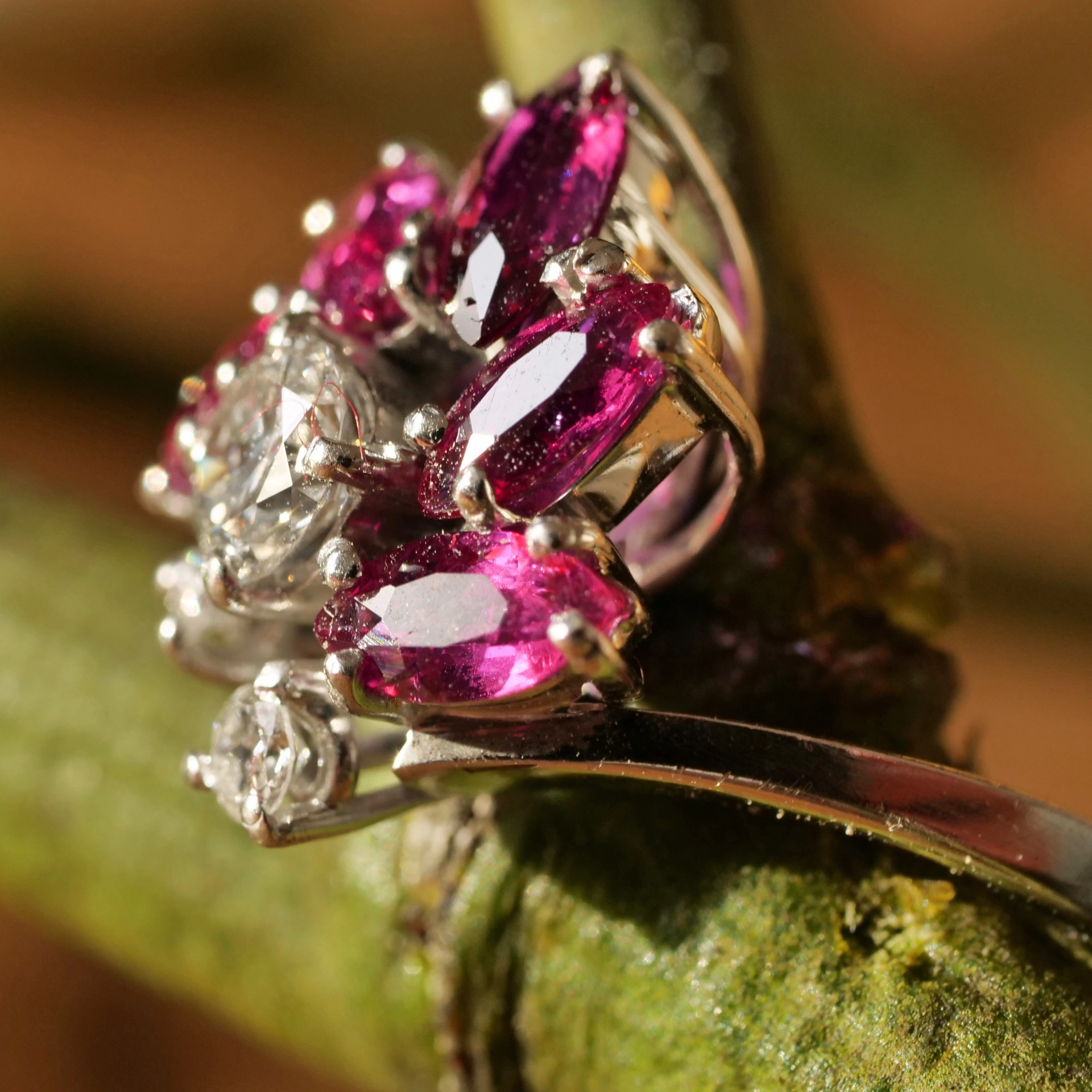 Ruby Diamond 1980 Vintage Ring 14 kt Whitegold 0.24ct 0.06 ct 4 Grams