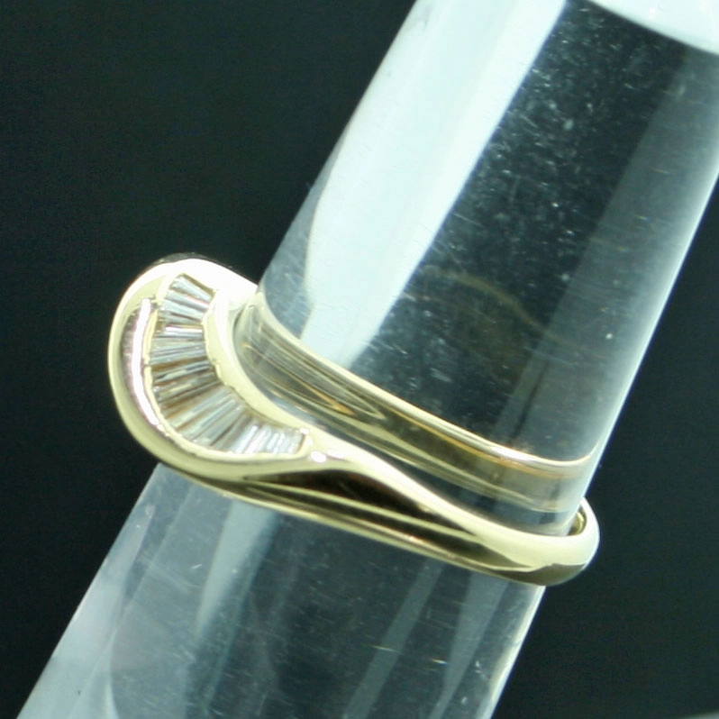 "Wave", Brillant-Ring in 750er-Gold, 0.42 ct