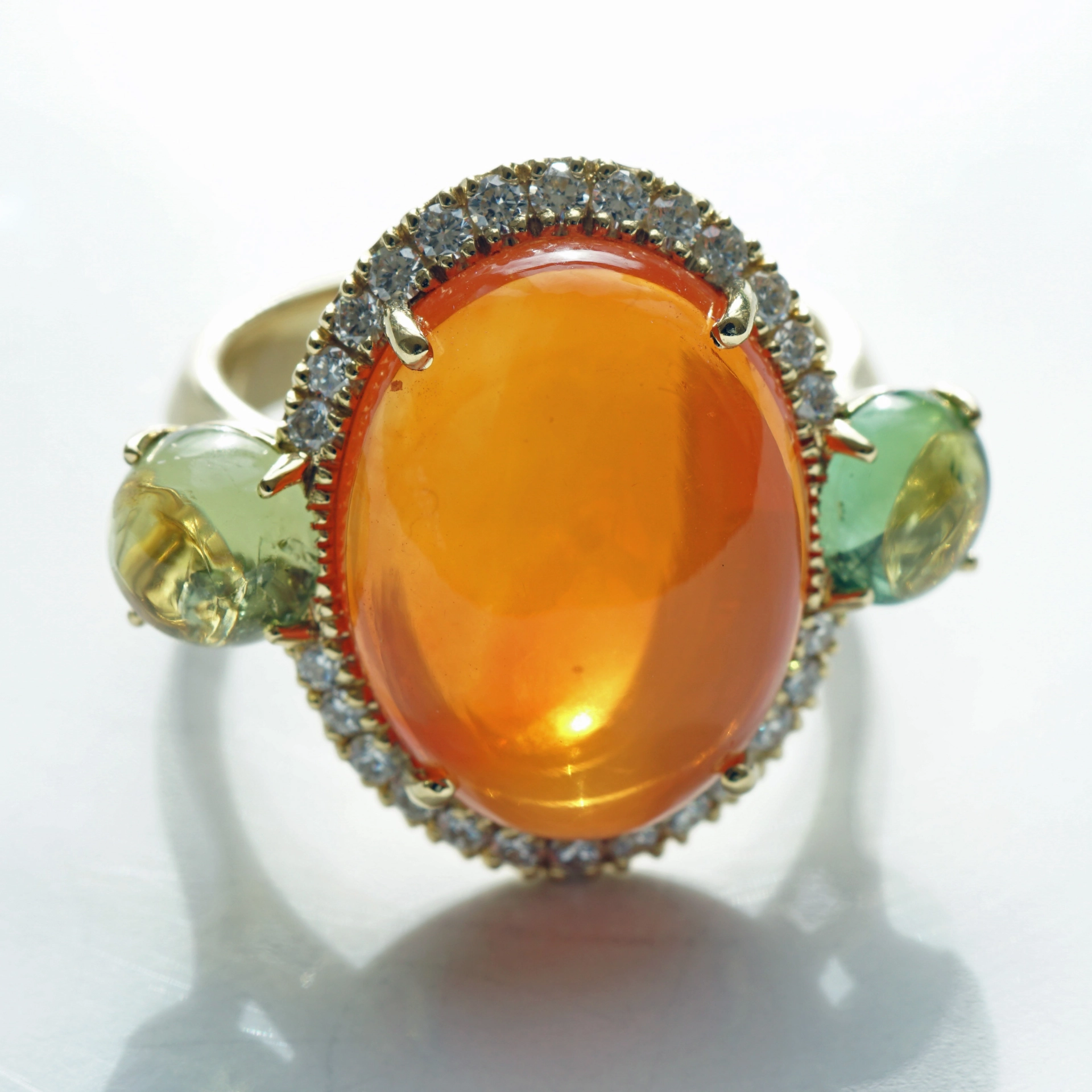 Fireopal Turmalin Ring 18 kt Yellowgold made in Valenza Springcolors