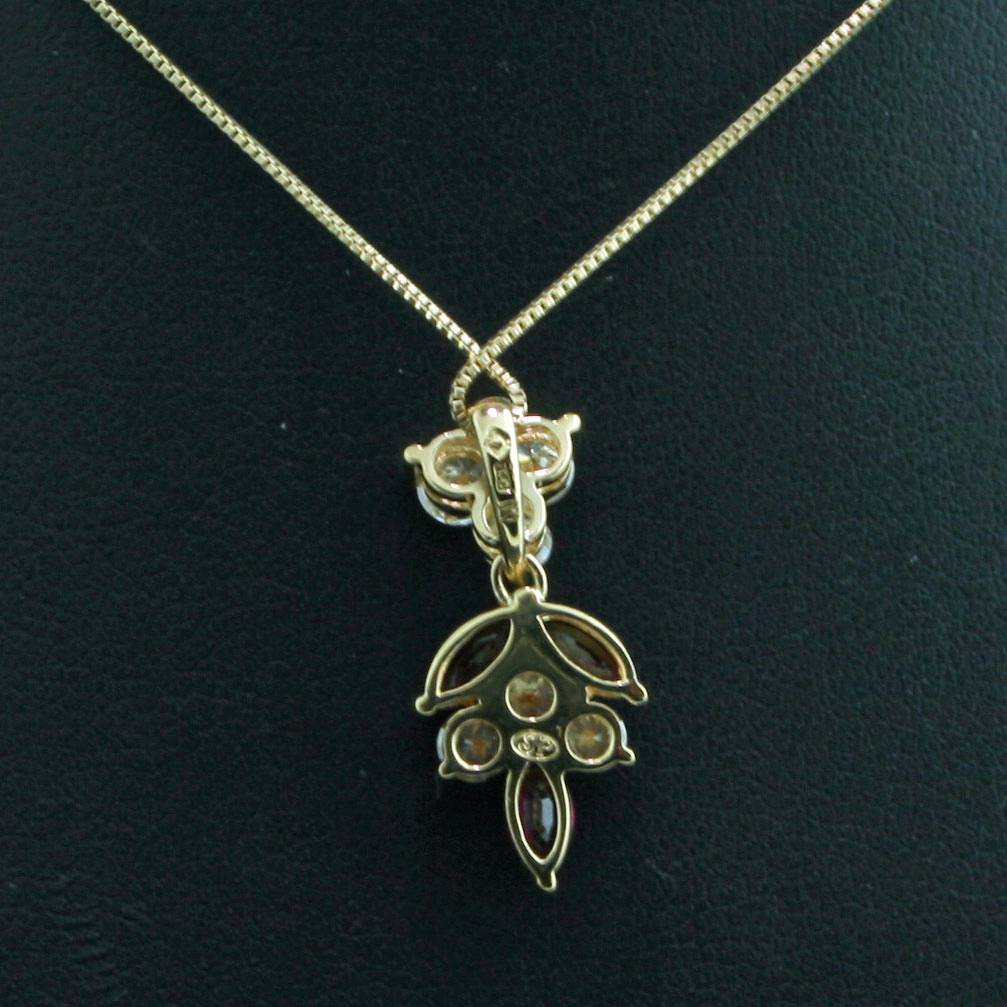 Rubin-Brillant-Collier-750er-Gelbgold