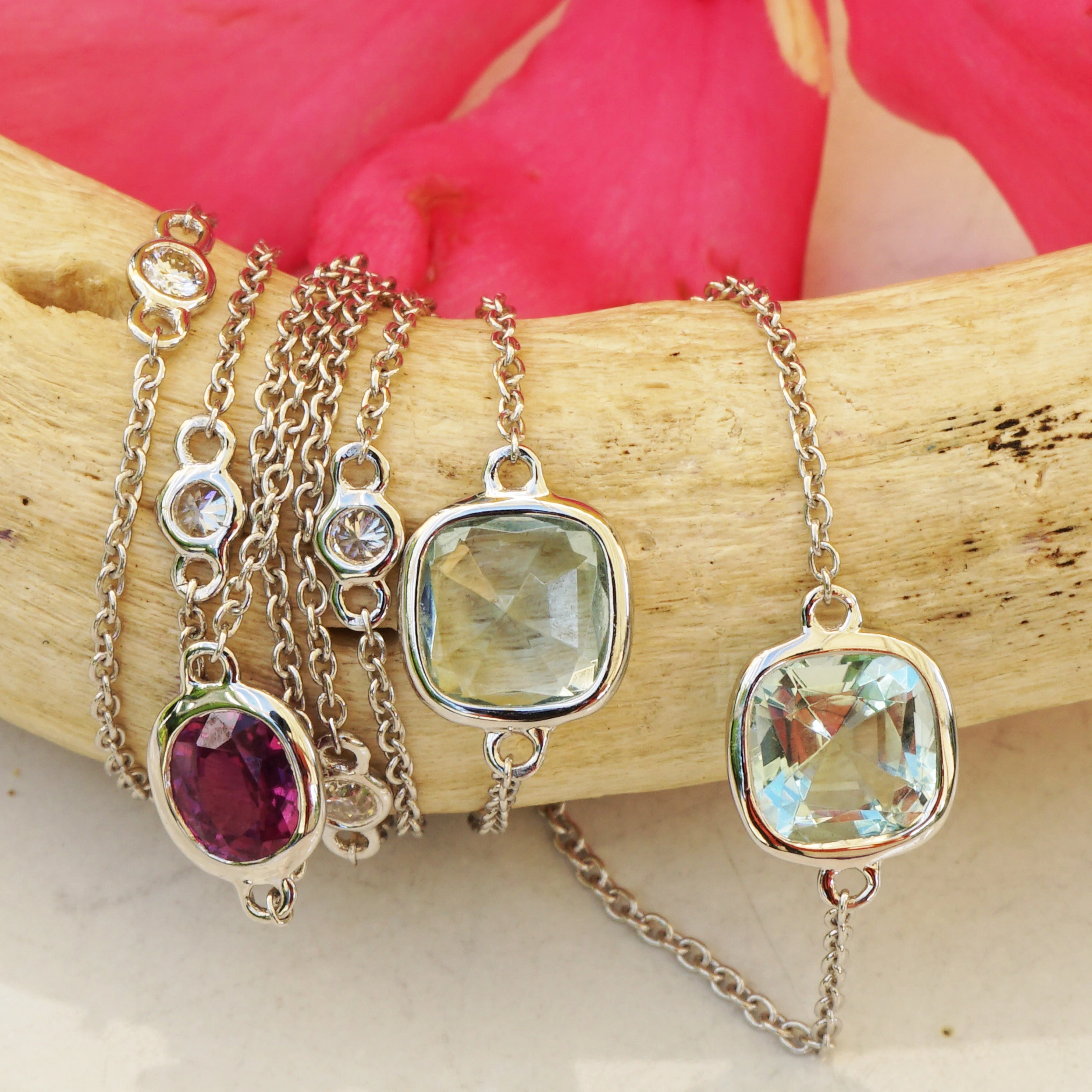 Rubin Aquamarin Brillant Collier 50cm Confetti Style tolle Qualität und Armband