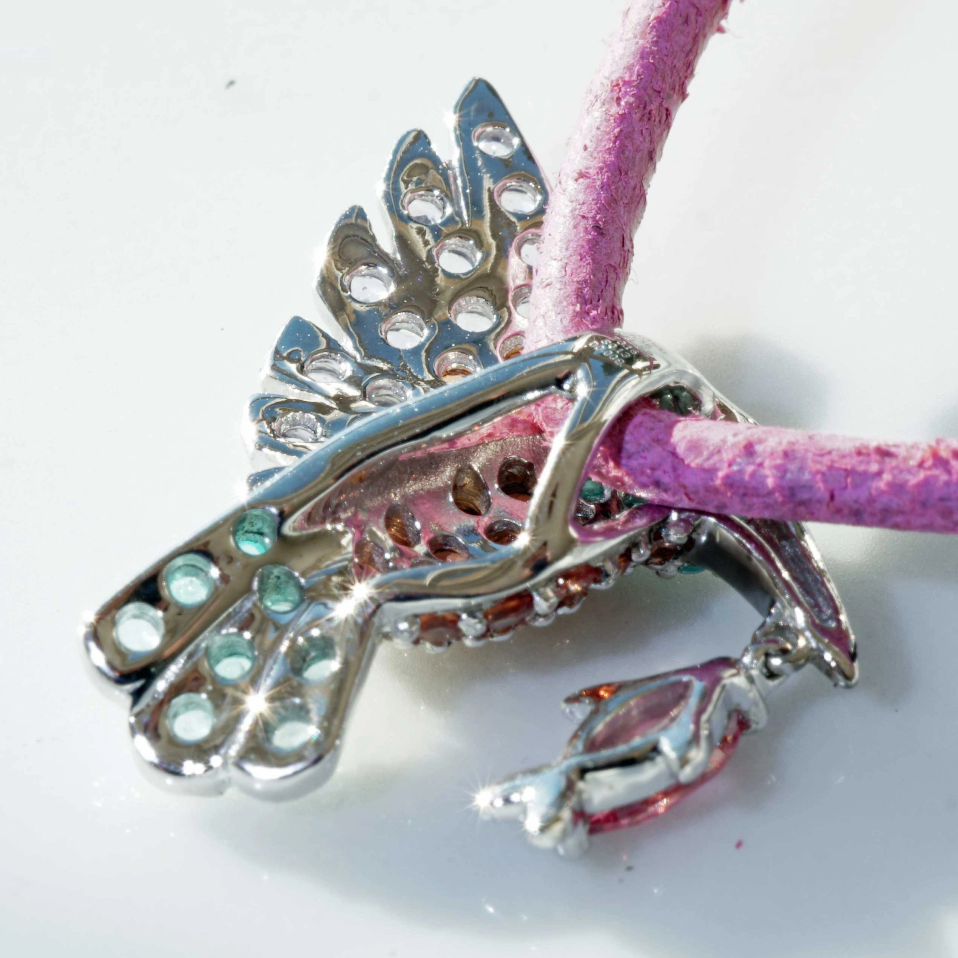 Kingfisher Pendant 18 kt White Gold with Paraiba Tourmaline and Spinel