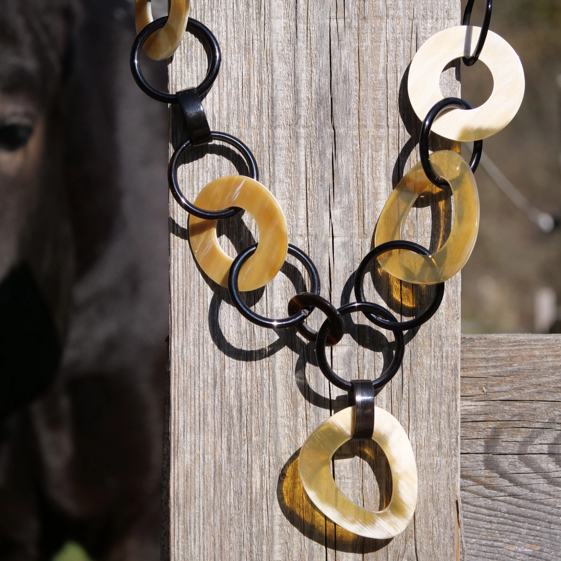 Horn Necklace...very chic....light and easy