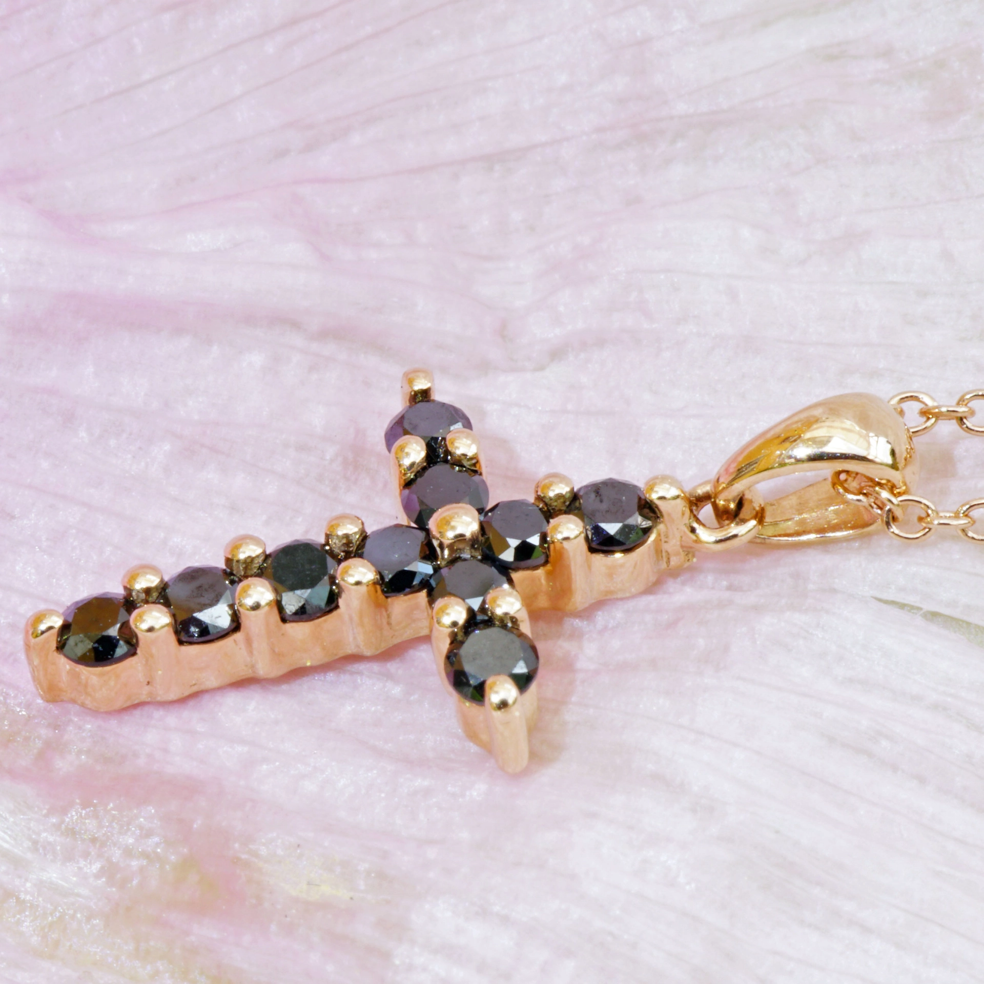 Black Brilliant Cross Pendant 0.35 ct 18 kt Rose Gold made in Italy