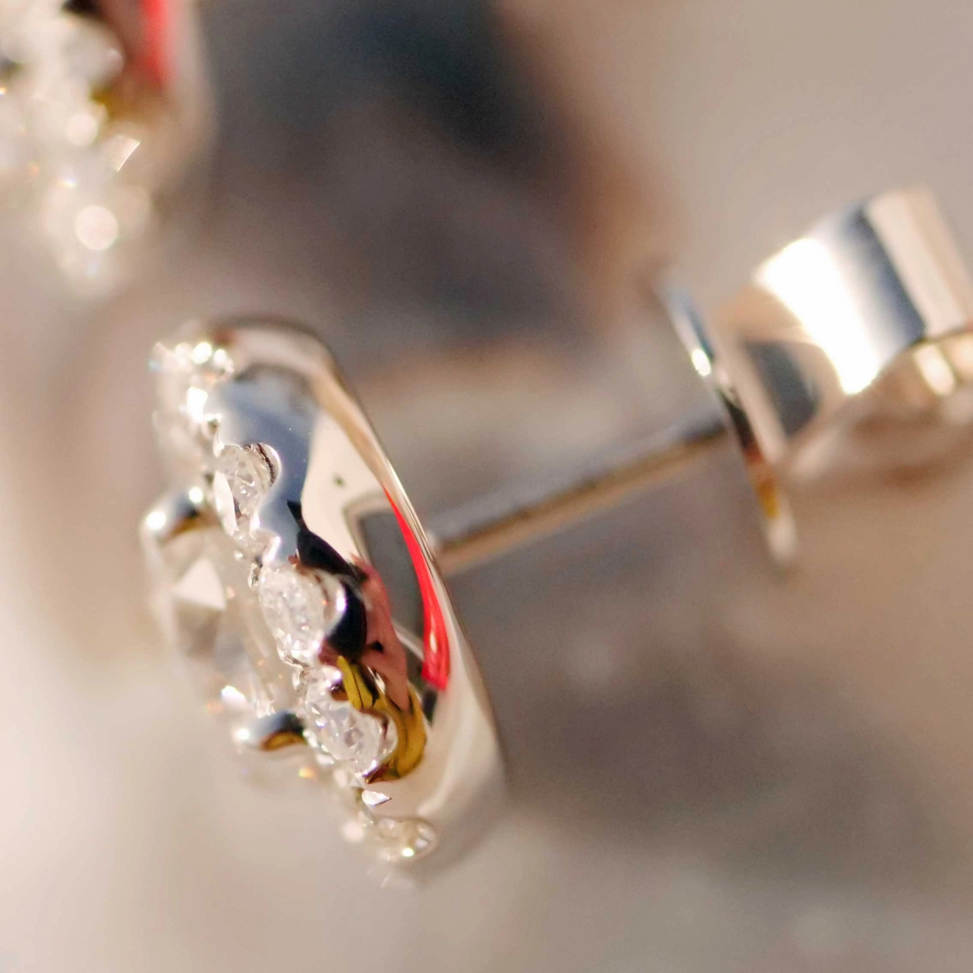 GIA certified full Cut Brilliant Earrings total 1 ct TW / VVS-VS White Gold 18 kt