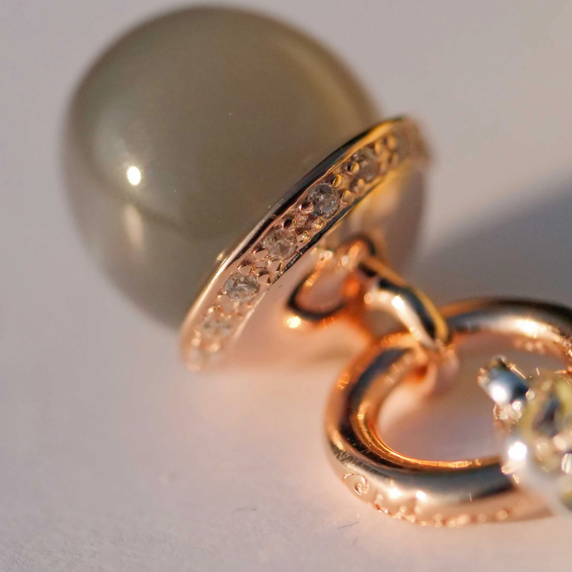 Grey Moonstone Pendant Drop Shrine with white Zircons from the Lifestyle Jewelry Manufacturer Chilango