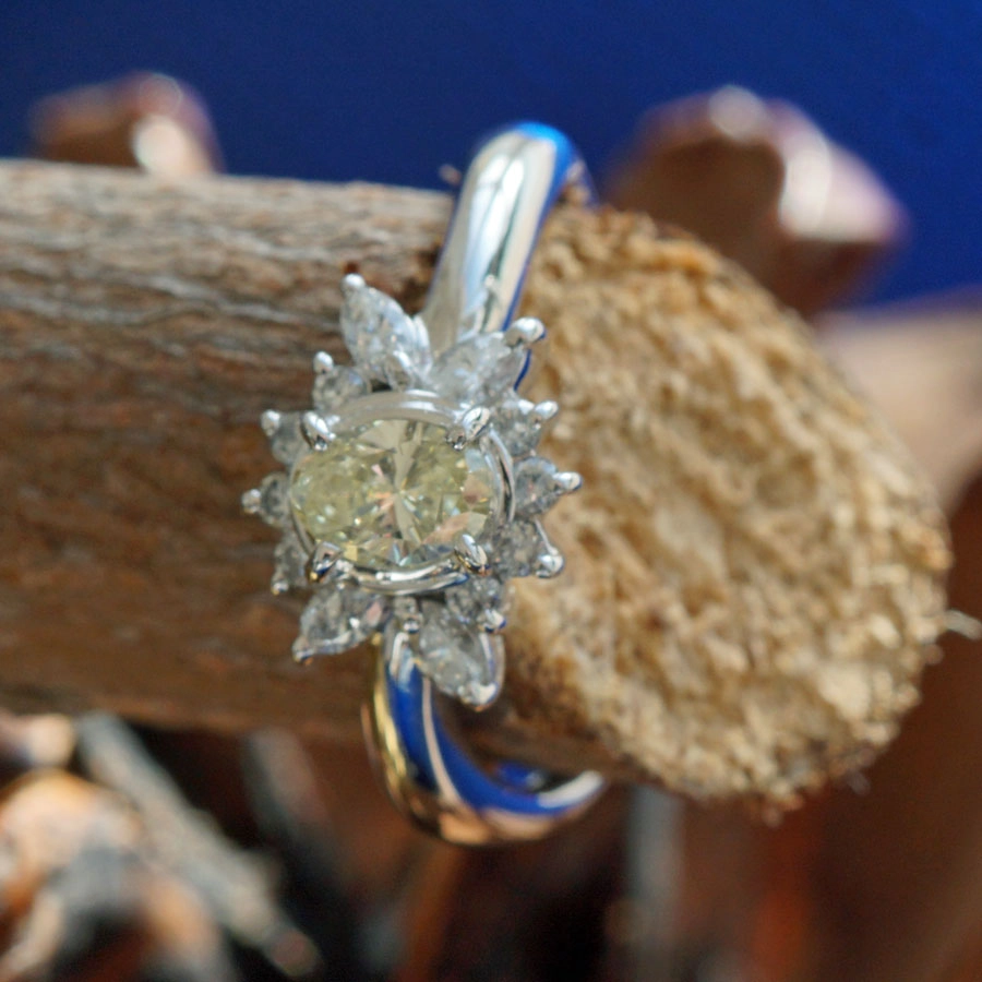 Diamant Ring in 900er Platin 0.41 ct 0.28 ct Tanzende Diamanten