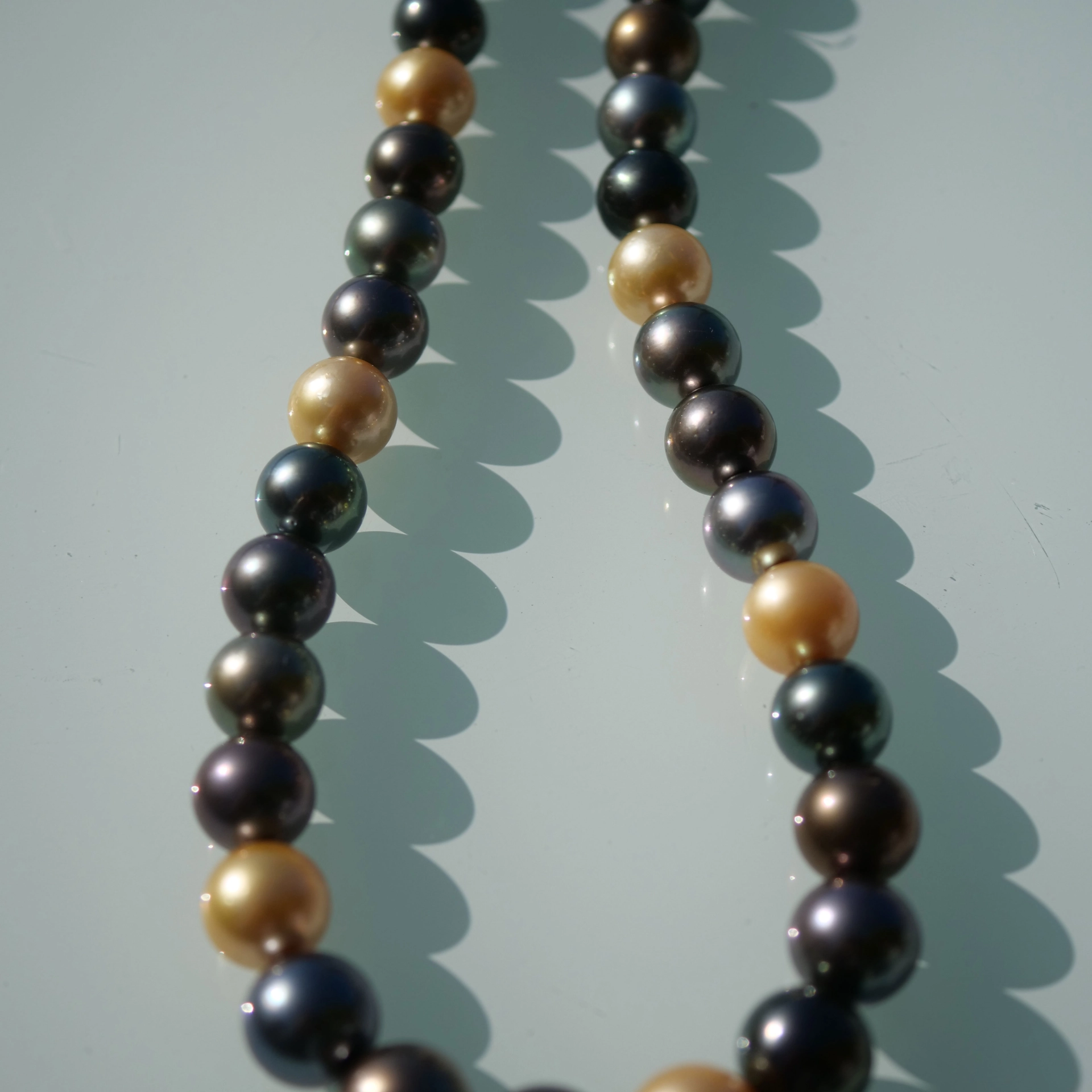 Wow what Colors...TOP Quality Tahiti Southsea Necklace 12-15 mm