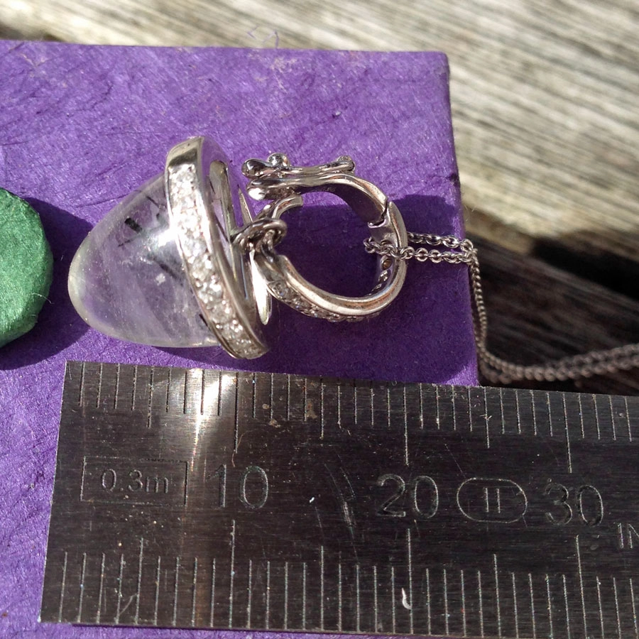 Brillant Charm Anhänger mit Kette, 750er-Gold, 18 kt Weißgold
