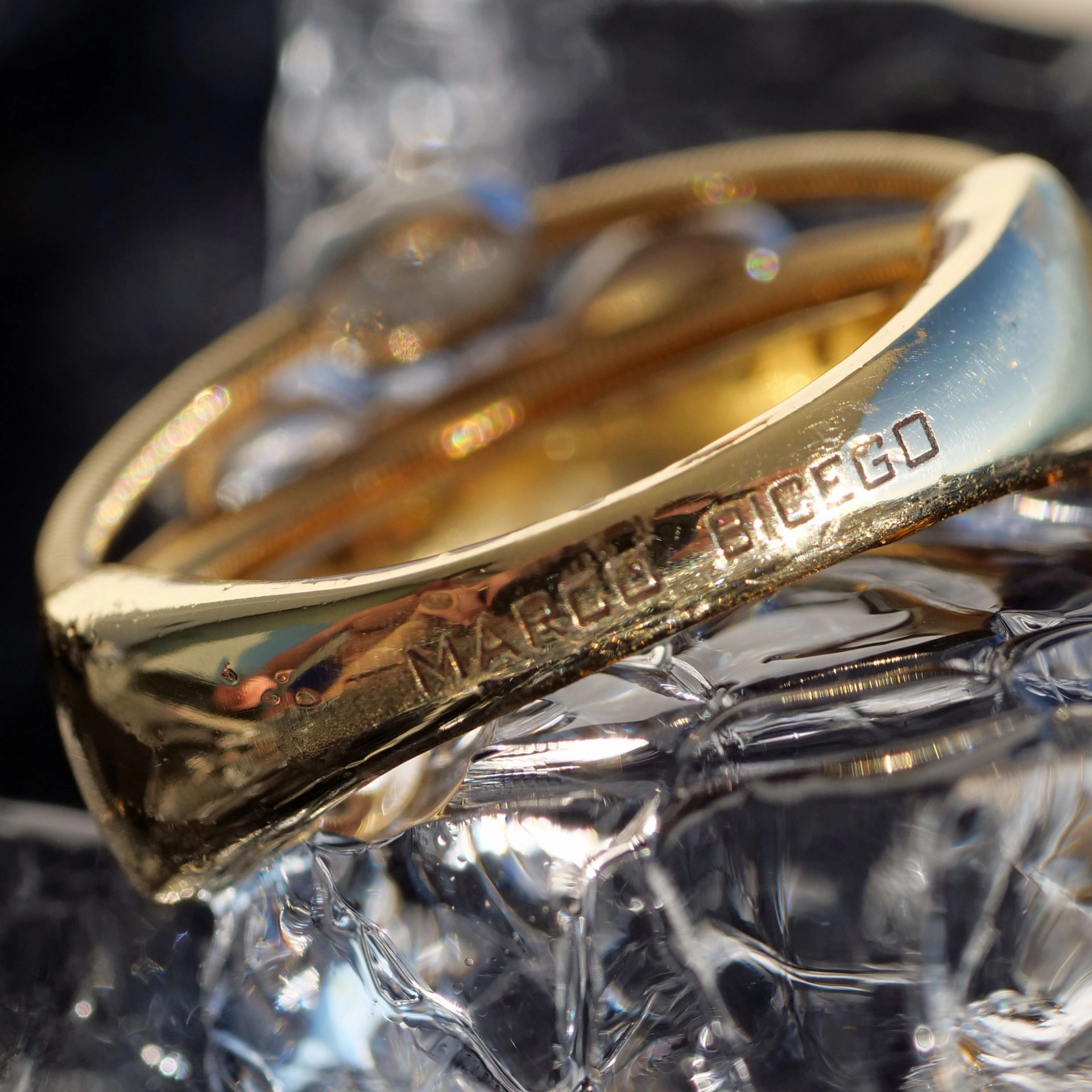 Marco Bicego Diamond Ring 18 kt Gold 1.05 ct F / VS...wonderful Designer