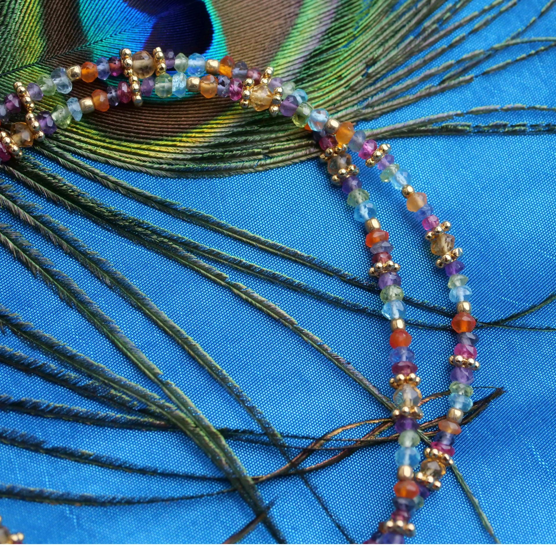 Petit Tresor....a wonderful necklace with great colors