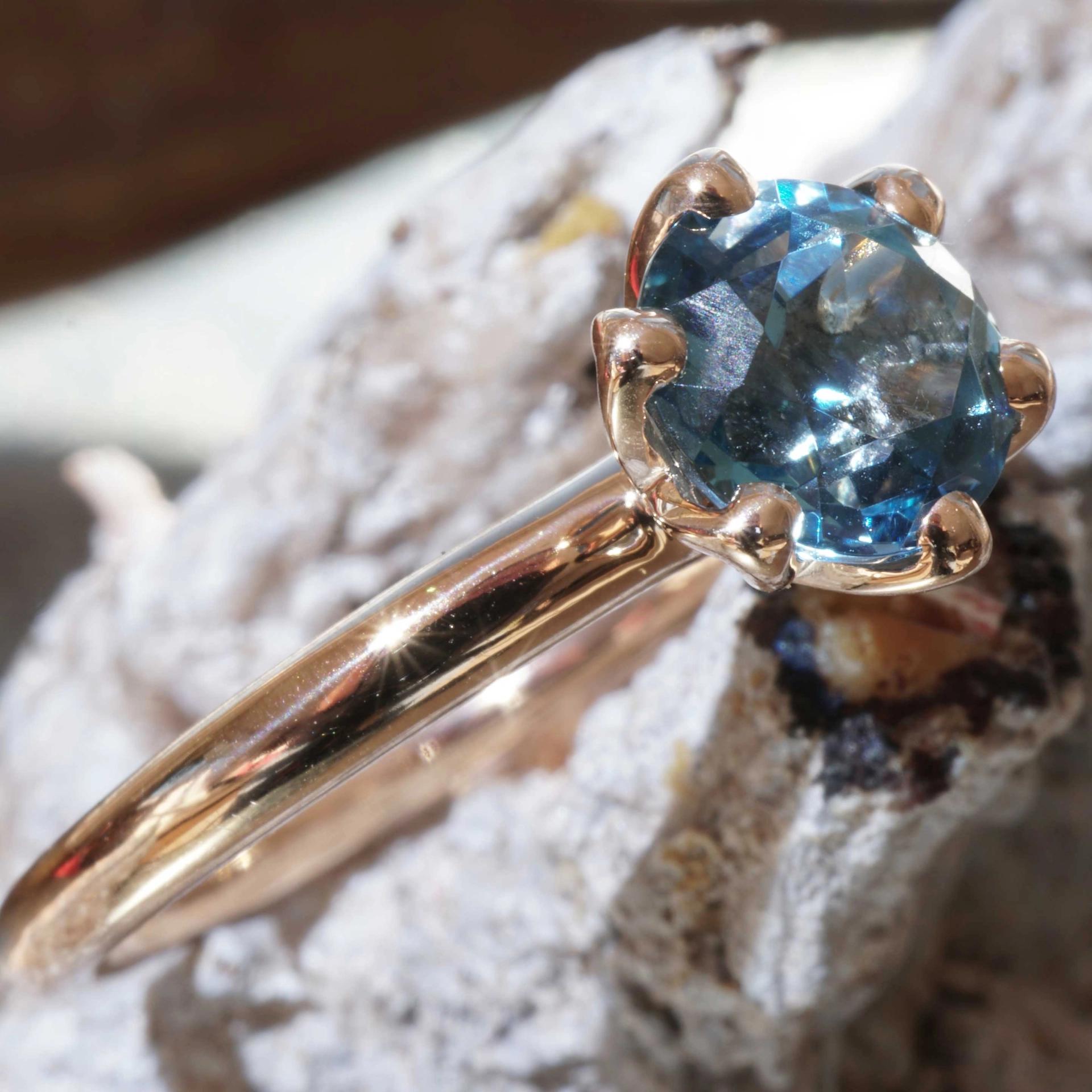 Bestseller Combination Ring made in Valenza...18 kt Rose Gold with Blue Topaz